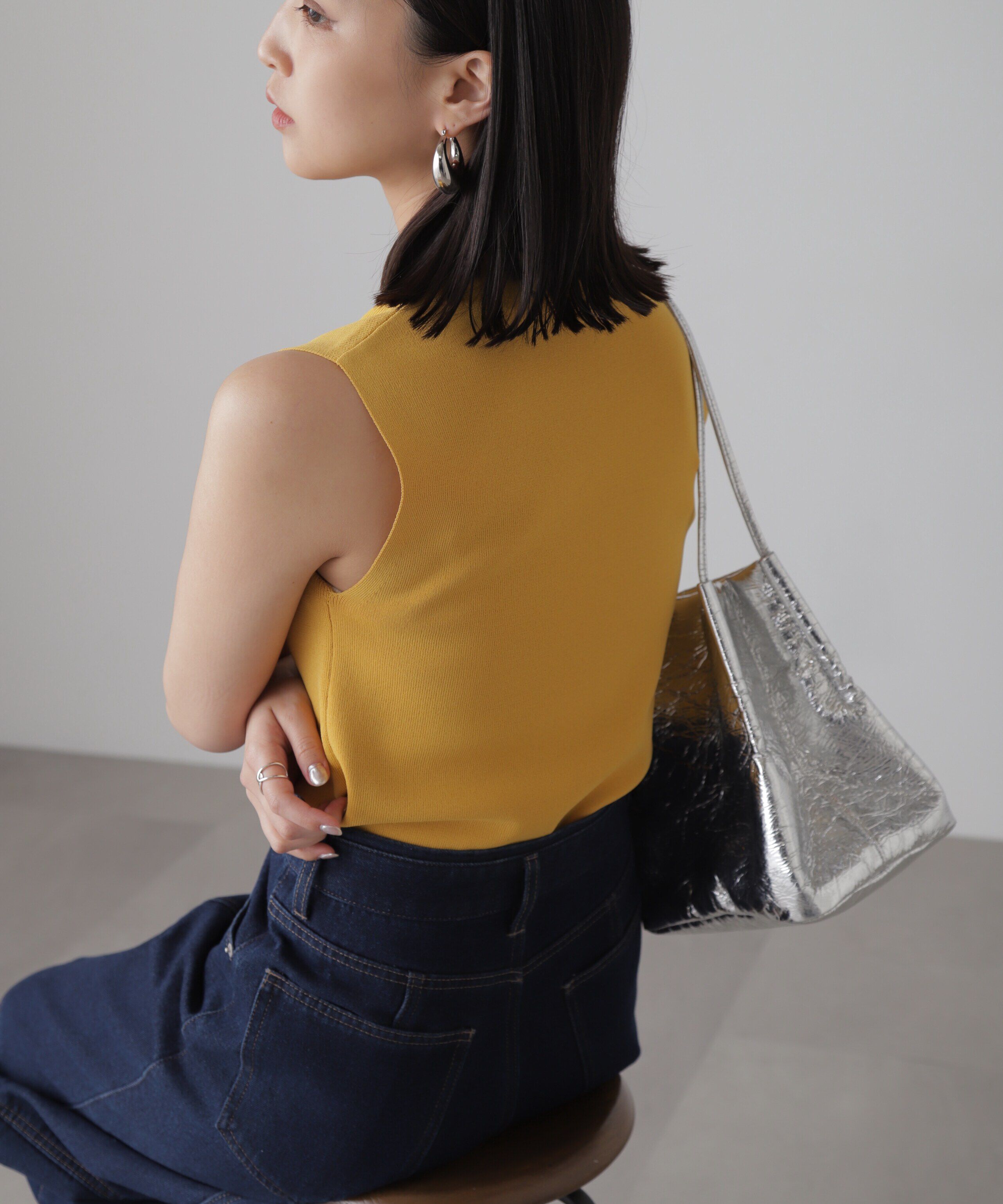  「［洗える］マシンウォッシャブル総針ボトルネックノースリーブニット」|ニット・セーター|