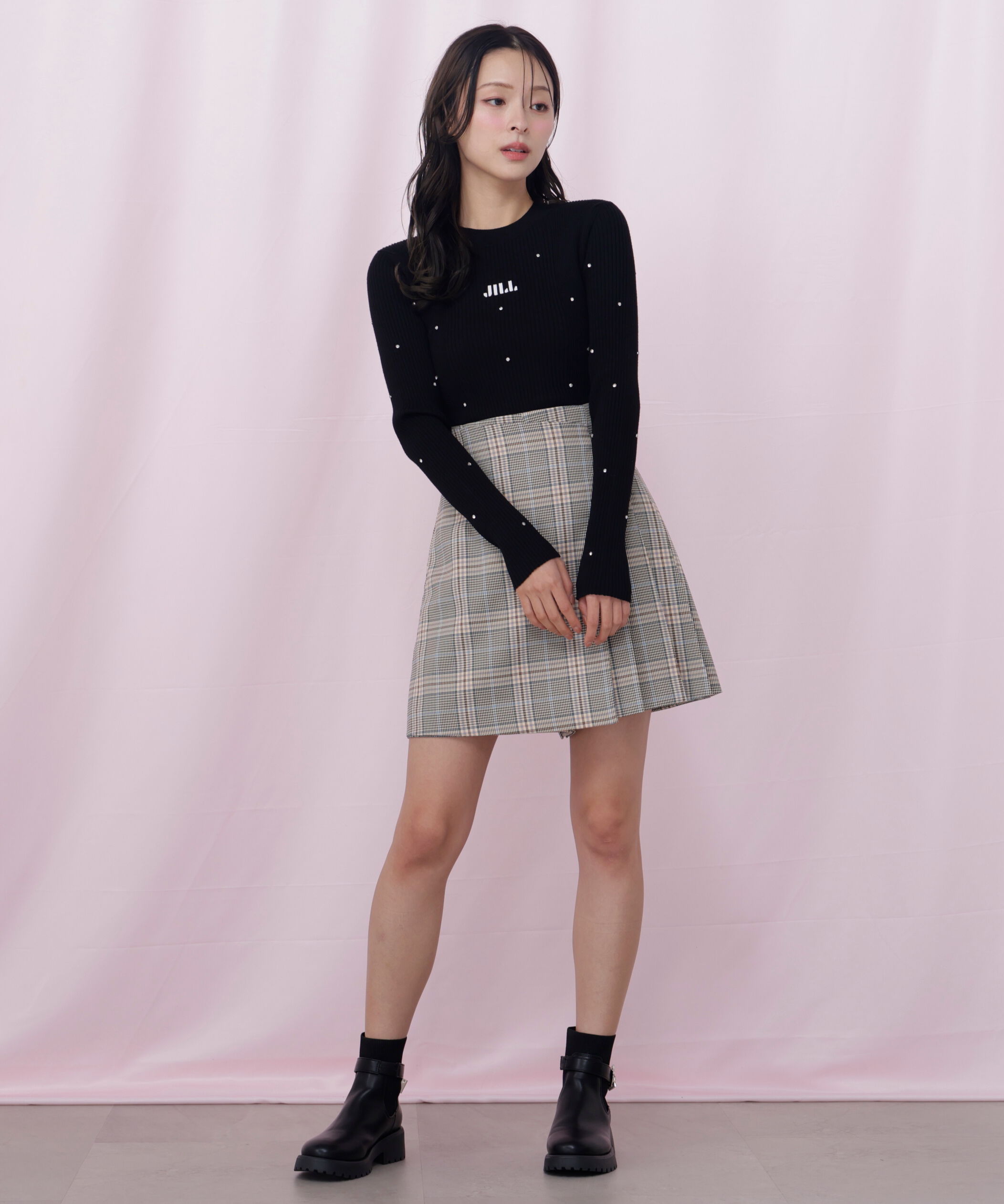  「ビジューコンパクトロゴニット」|ニット・セーター|