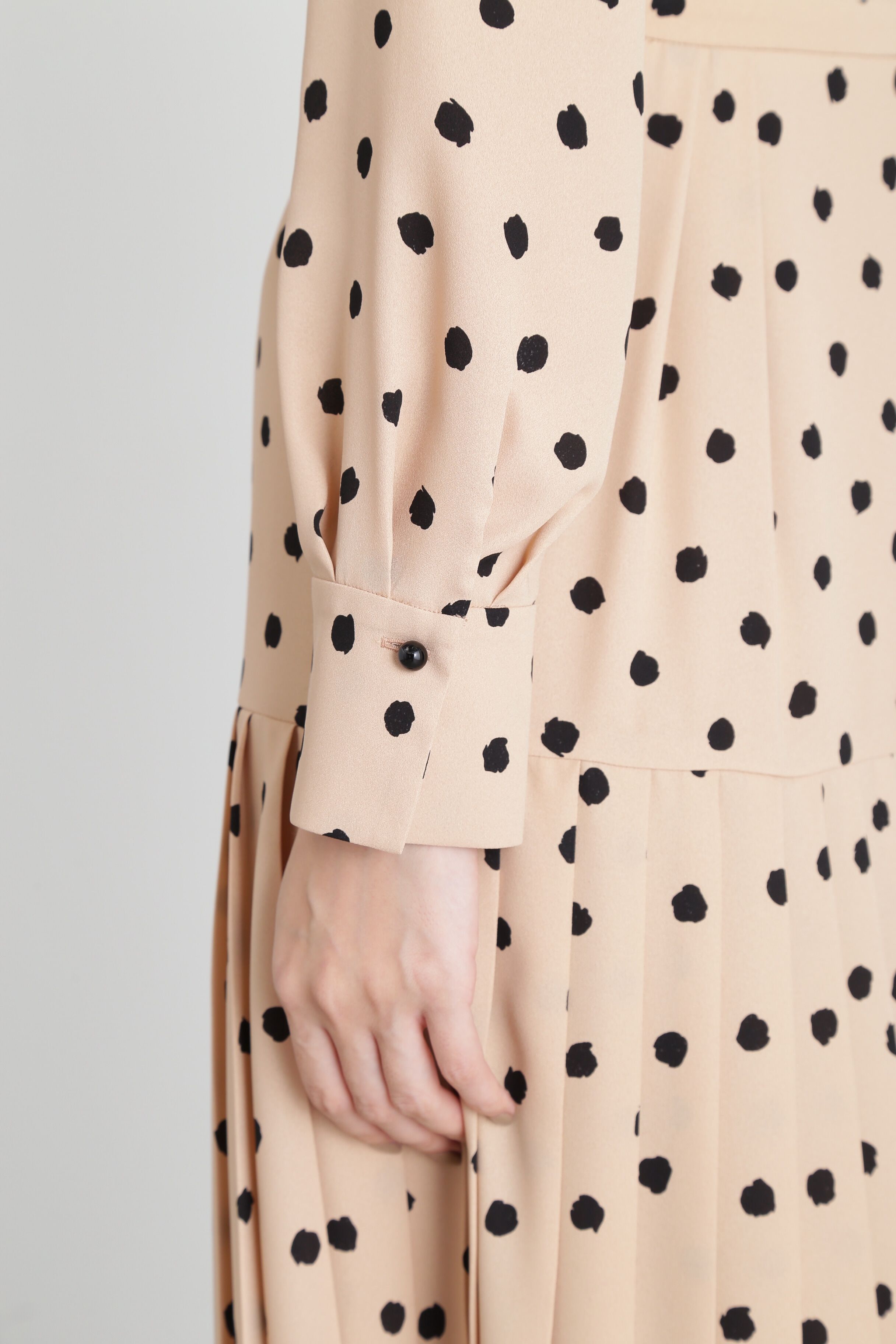  「◆ランダムドットプリーツワンピース」|ワンピース|