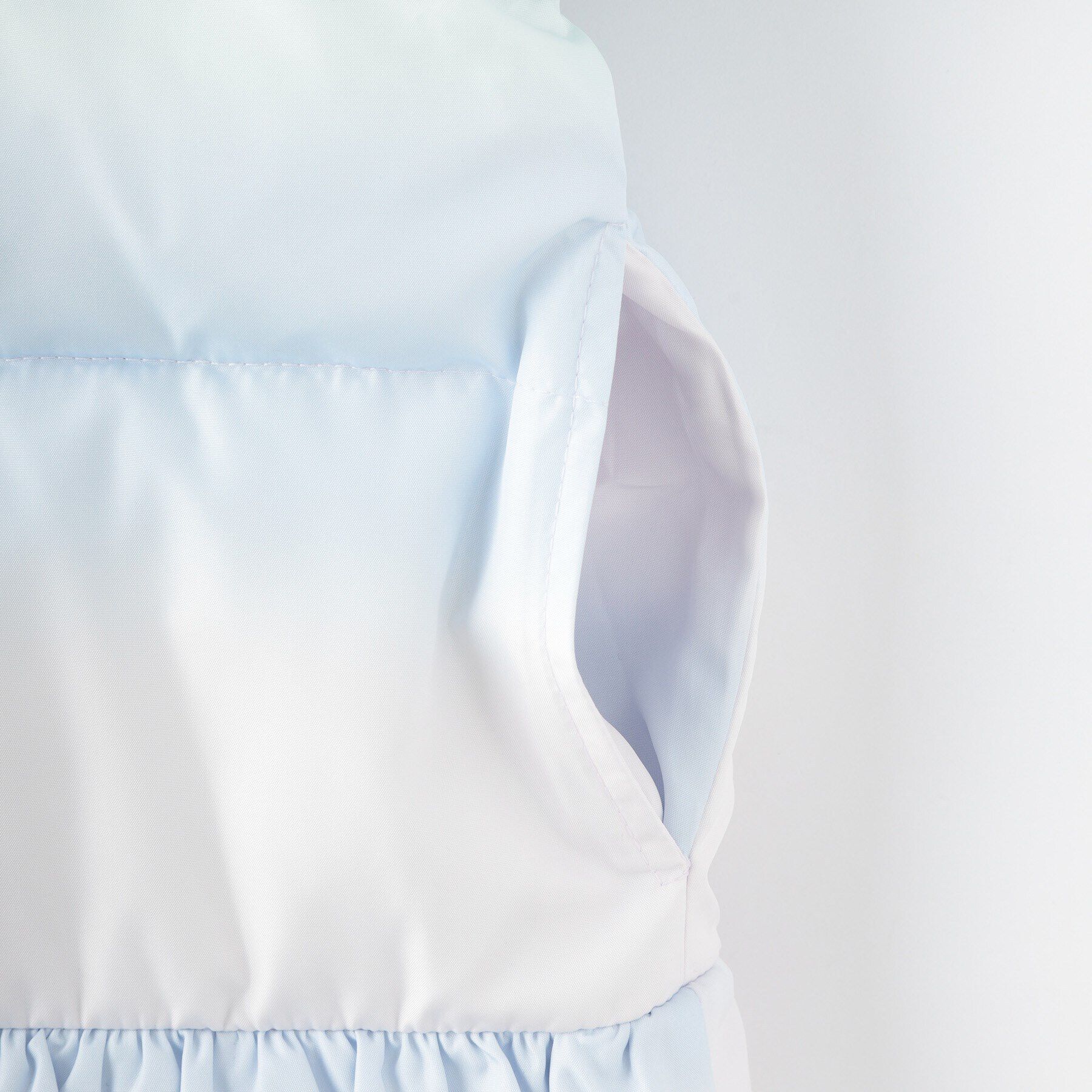 SHOO･LA･RUE「【110-140cm/撥水】フード2WAY総柄フリルブルゾン」|ブルゾン・スタジャン|