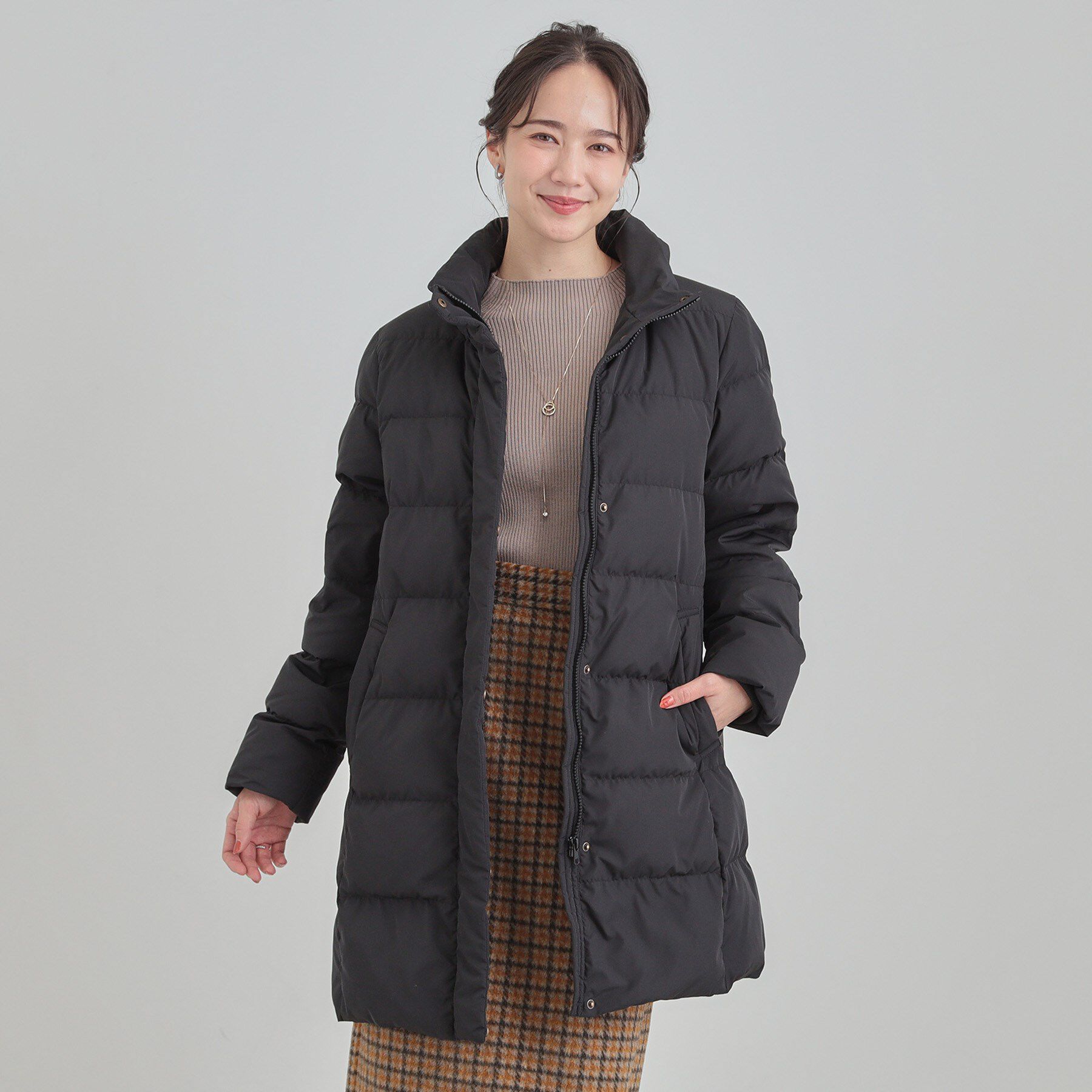 ゆ*ラ様 フード付き黒ロングダウンジャケット ゆ*ラ様 フード付き黒ロングダウンジャケット