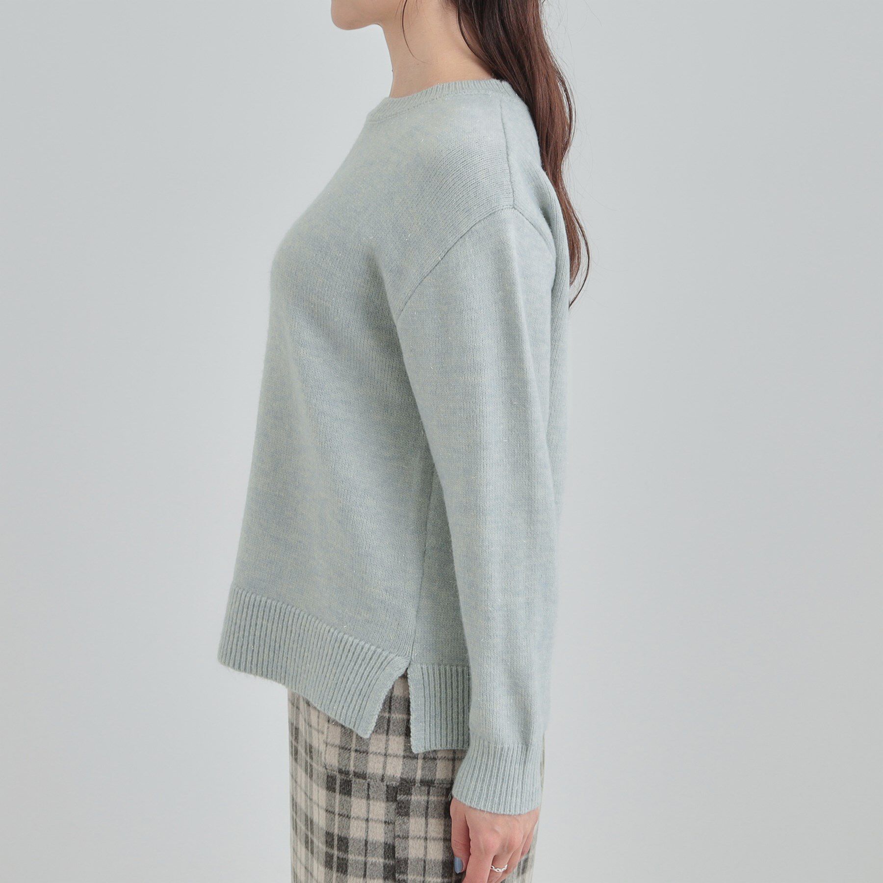 SHOO･LA･RUE「【S-LL/洗濯機可】キラキラ光るラメが上品　クルーネックニット」|ニット・セーター|