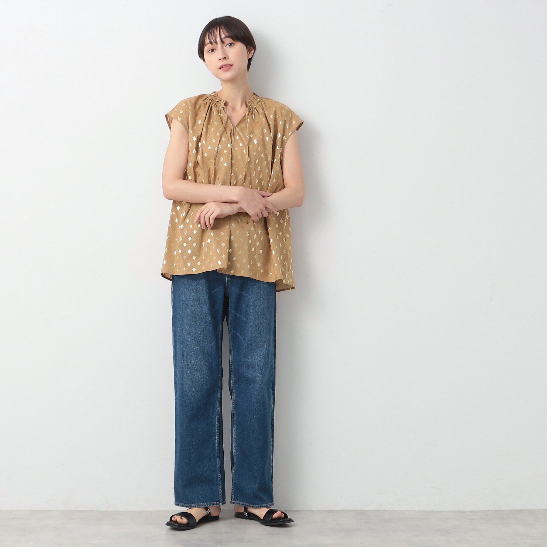 Dessin「【洗える】箔プリントフリルネックブラウス」|シャツ・ブラウス|