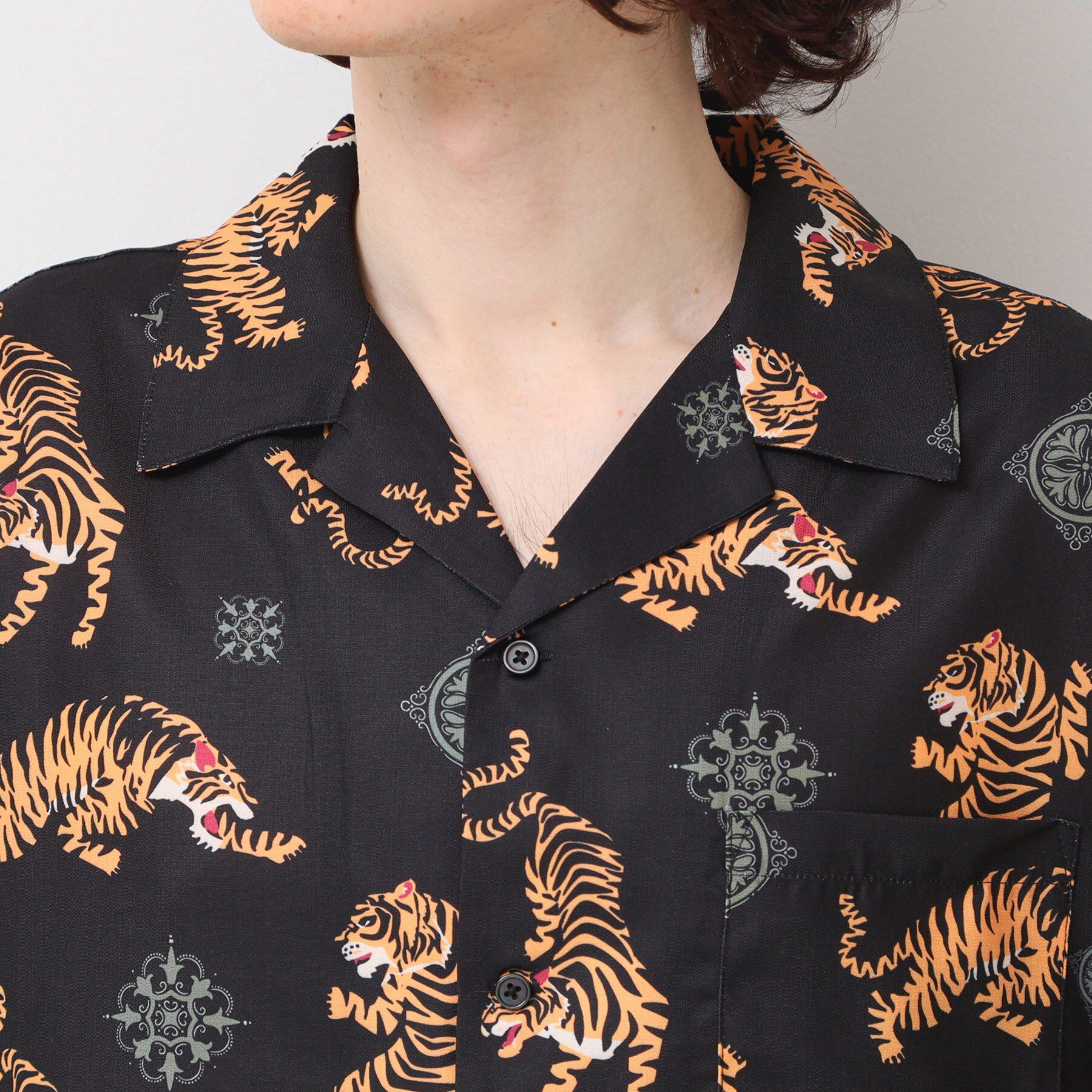 Dessin「【洗える】タイガープリントシャツ」|シャツ・ブラウス|