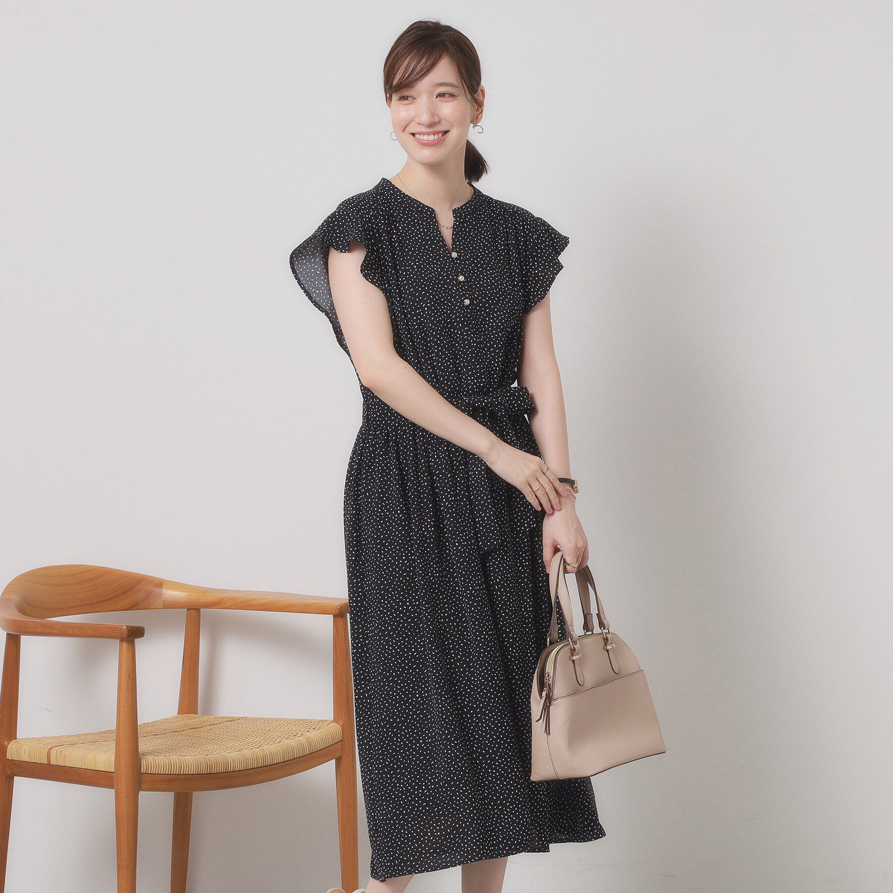 ITS&rsquo;DEMO「【手洗い可】フリル袖ブラウジングワンピース」|ワンピース|