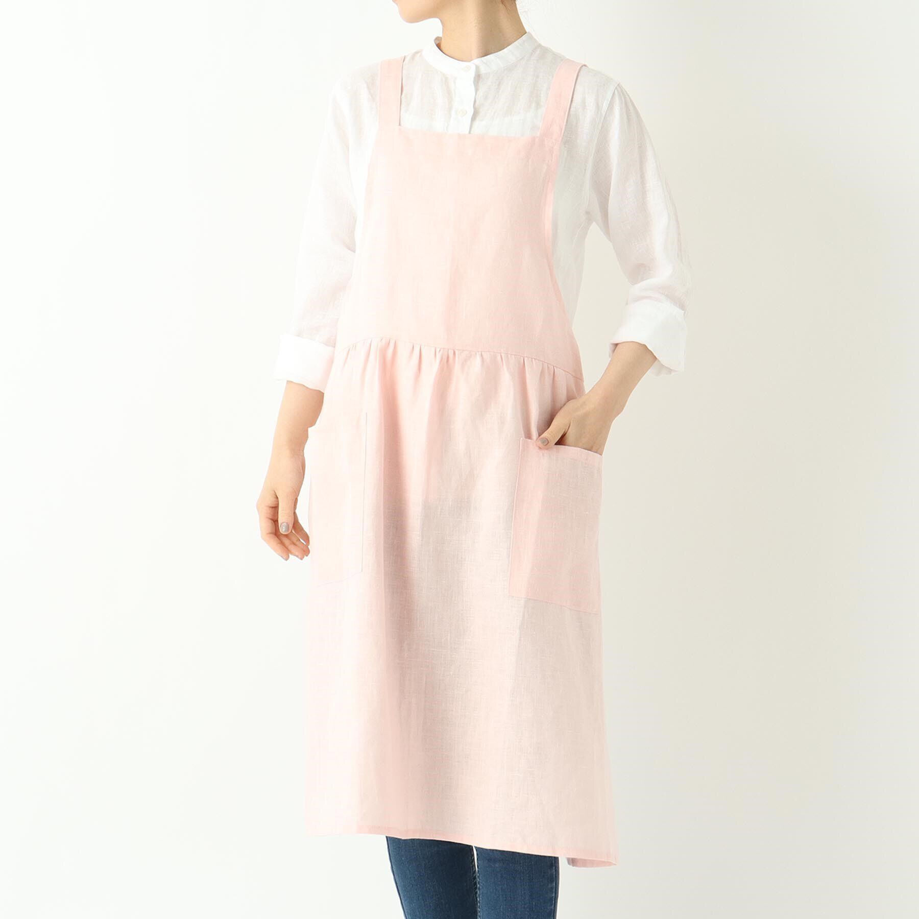 212 KITCHEN STORE「リネンギャザーワンピースエプロン チェリーピンク ＜LINEN&BASIC リネンアンドベーシック＞」|食器・キッチングッズ|その他