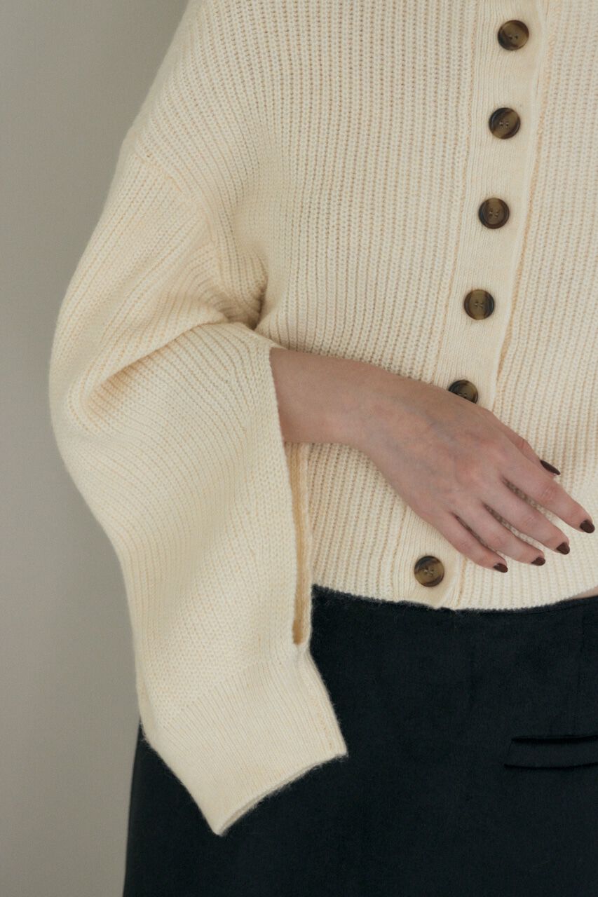 MOUSSY「バックボタンショートニット」|ニット・セーター|O/WHT1