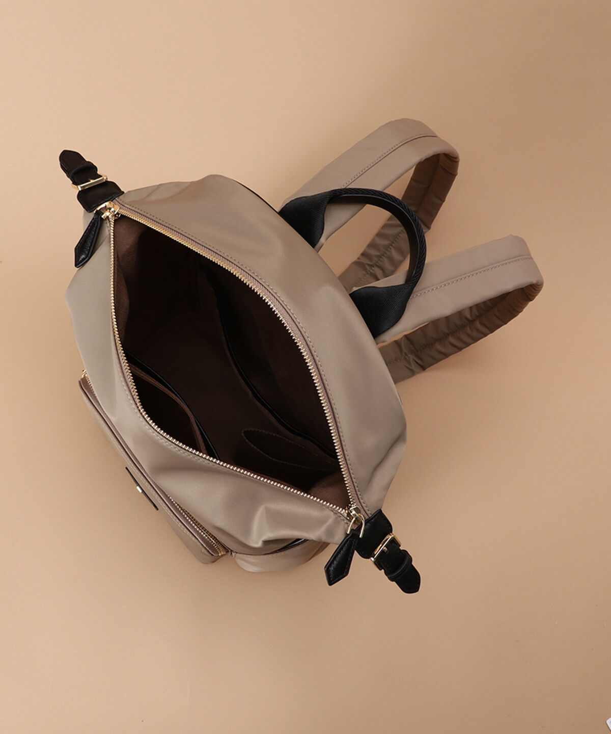 Samantha Thavasa「シンプルナイロンリュック 大サイズ」|リュック|