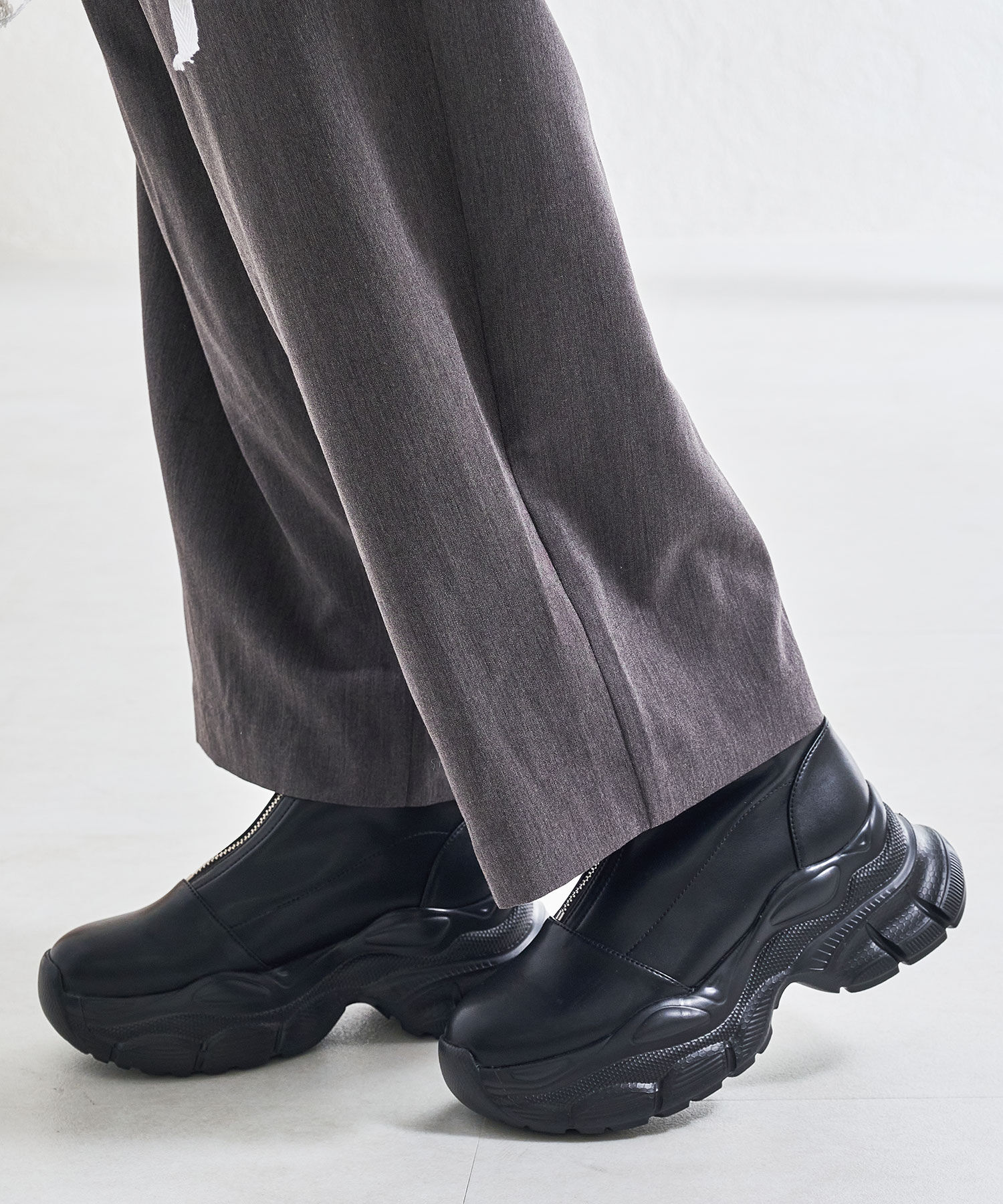 ORiental TRaffic「●2024秋冬新作●フロントジップスニーカーソールブーツ/41437」|ショートブーツ|