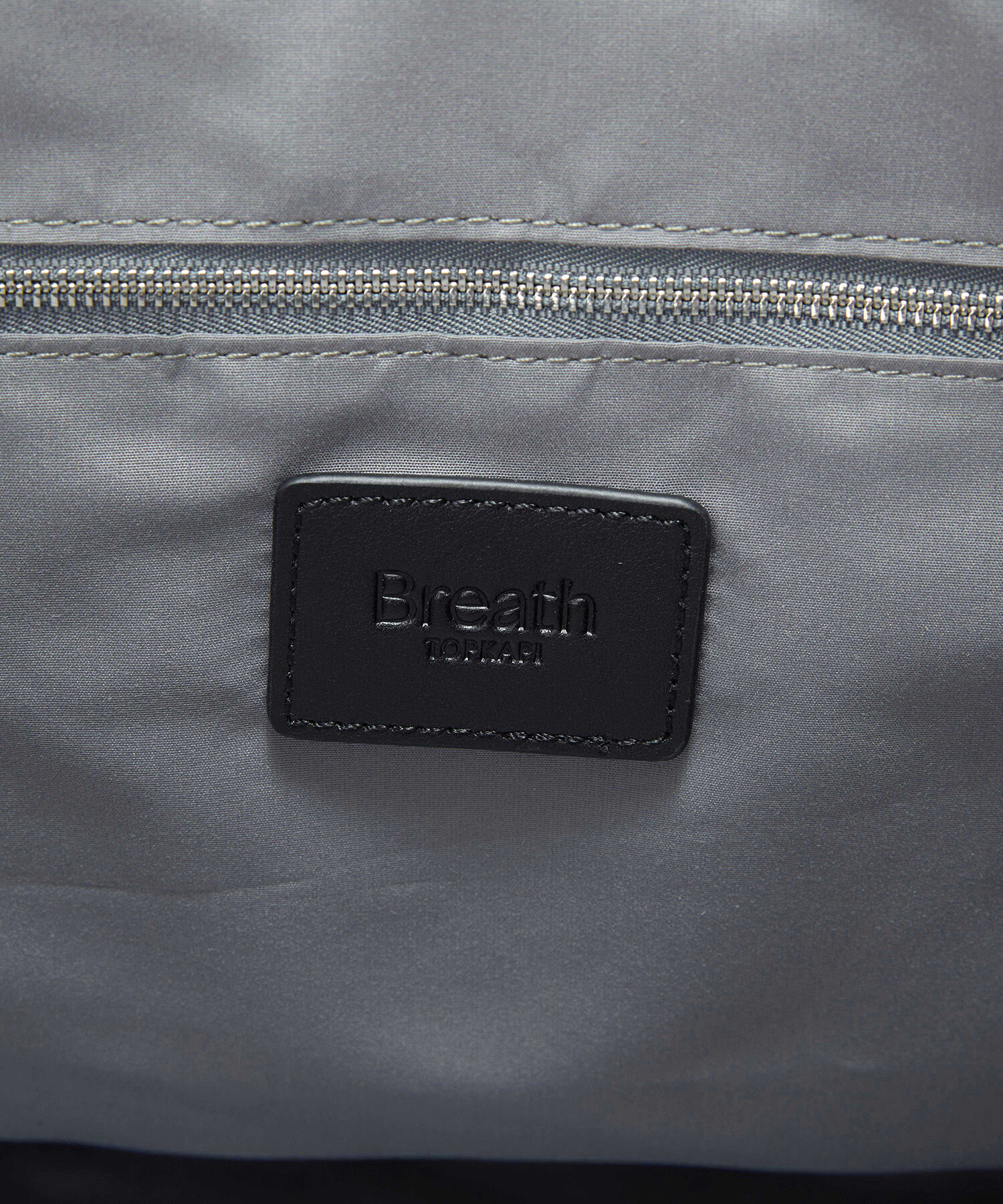 TOPKAPI BREATH「【Breath TOPKAPI】MORPH モーフ リンクルナイロン トートバッグ チャーム付き　A4 / 超軽量」|トートバッグ|