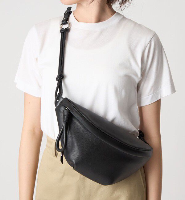 ODETTE E ODILE「＜TOV＞BUFF BODY」|ショルダー・メッセンジャー|BLACK