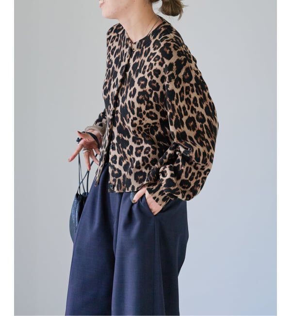 新品OUTDOOR PRODUCTSレオパード プリントクルーネックカーディガン レオパード プリントクルーネックカーディガン（OUTDOOR PRODUCTS