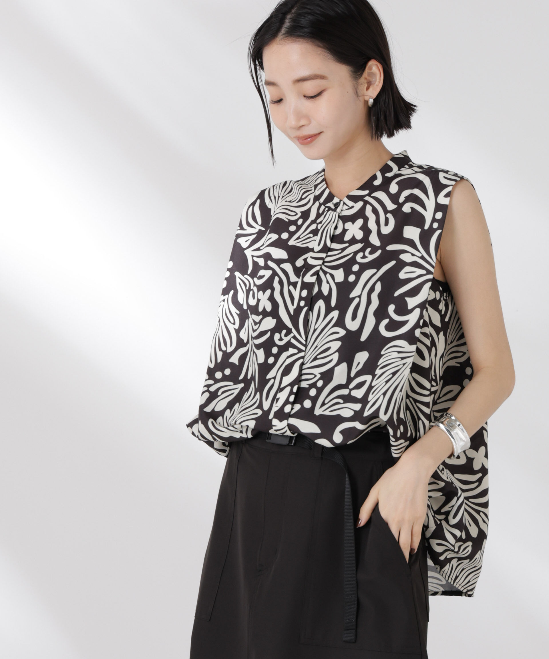 nano･universe「ボタニカルプリントノースリーブフレアブラウス(セットアップ可)」|シャツ・ブラウス|