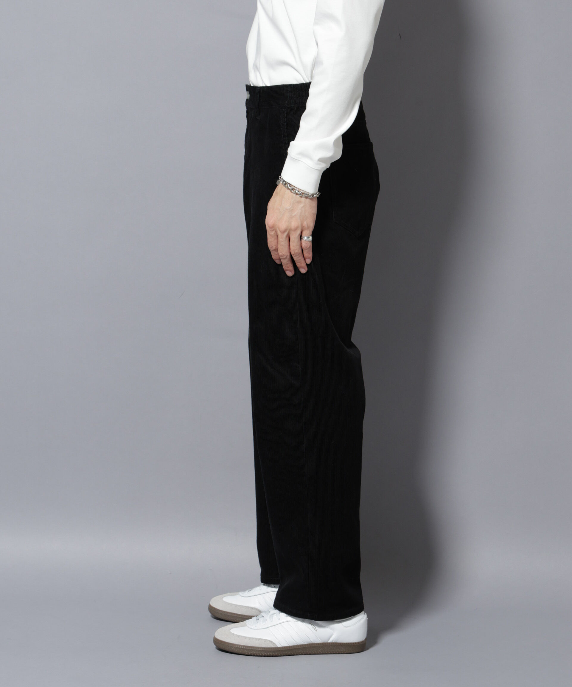 nano･universe「コーデュロイイージーバギーパンツ」|チノ|