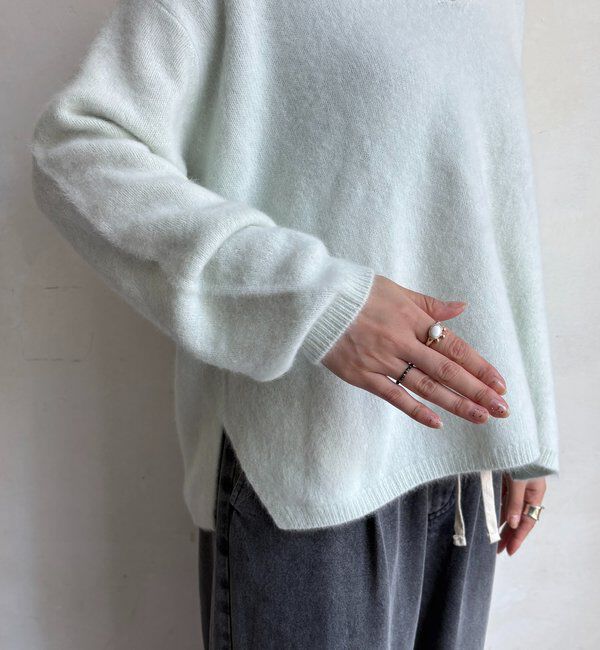  「ファーウール深Vプルオーバー」|ニット・セーター|