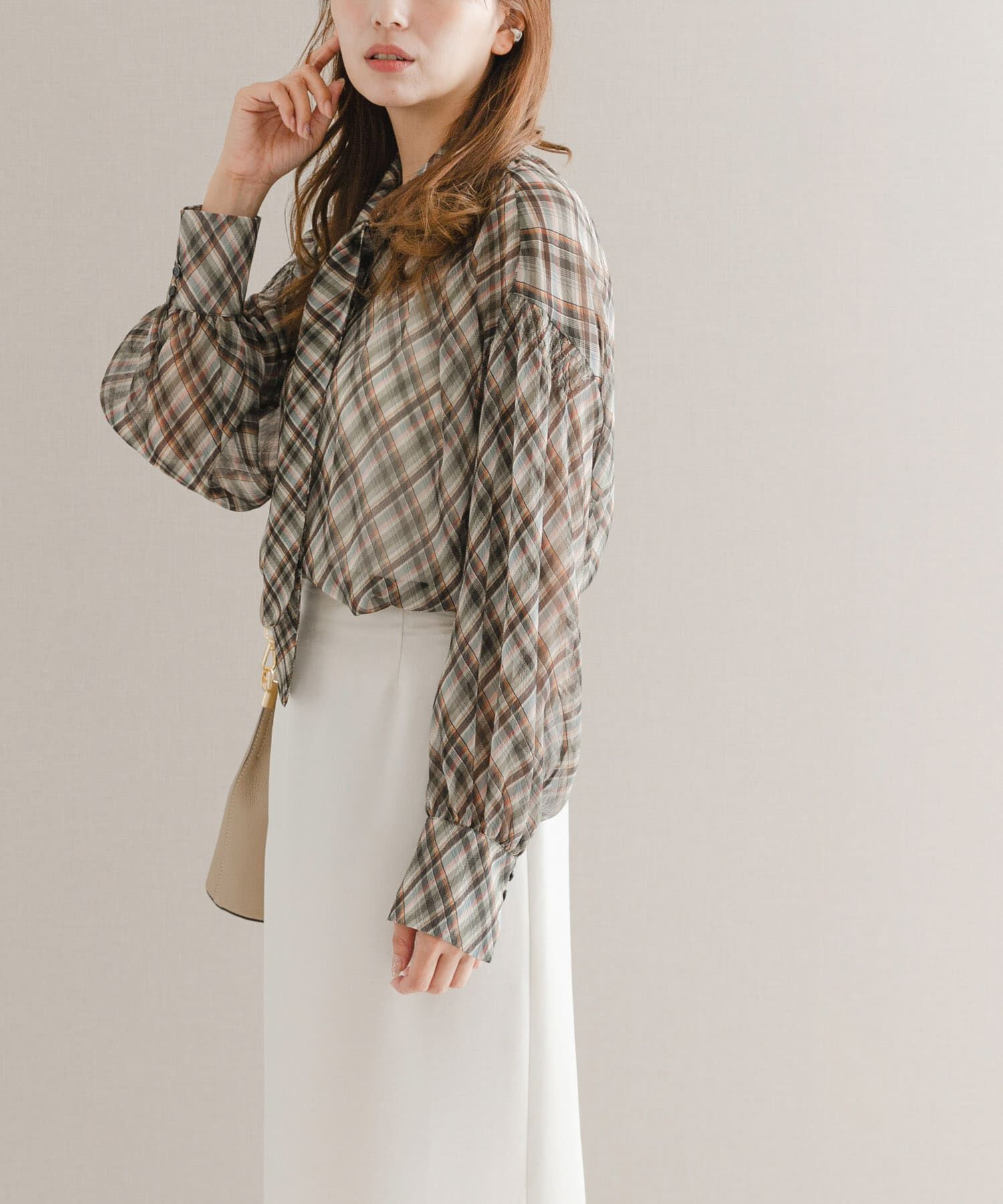 URBAN RESEARCH ROSSO「チェックボウタイボリュームブラウス」|シャツ・ブラウス|