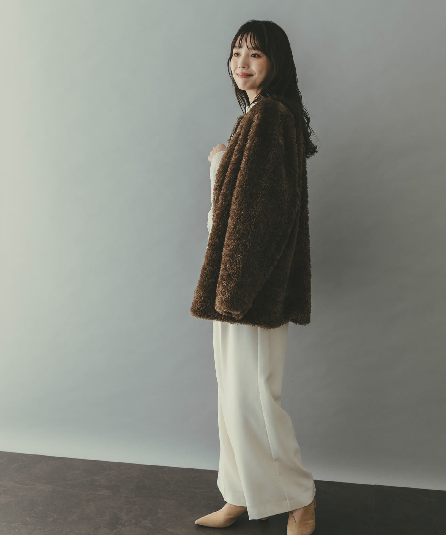 URBAN RESEARCH ROSSO「『WEB/一部店舗限定』ノーカラーファーボアZIPブルゾン」|ノーカラージャケット|