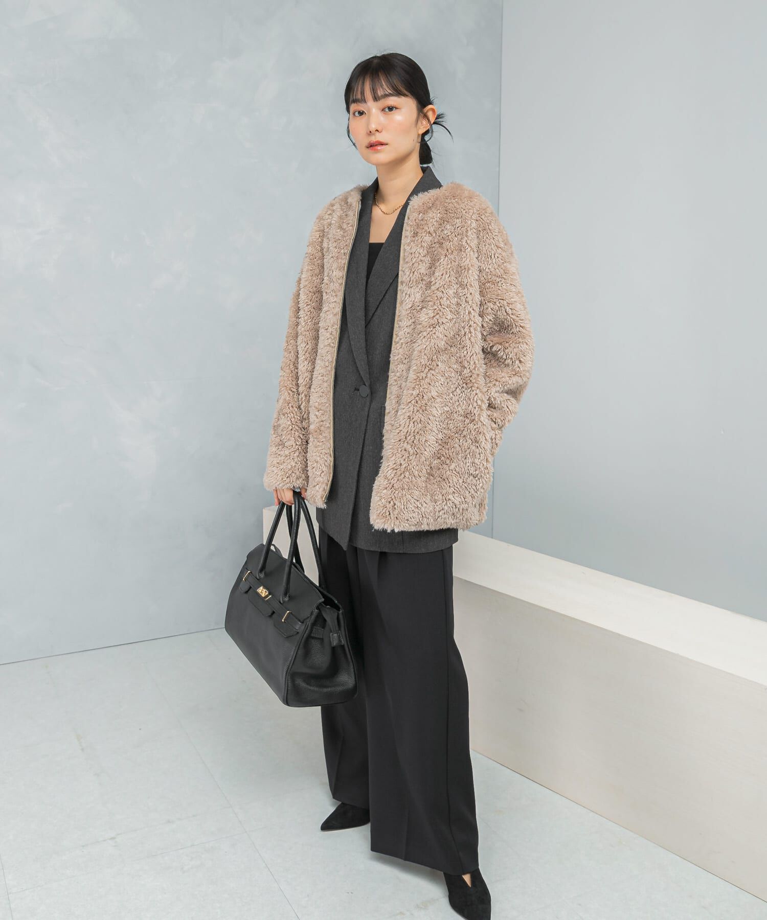 URBAN RESEARCH ROSSO「『WEB/一部店舗限定』ノーカラーファーボアZIPブルゾン」|ノーカラージャケット|