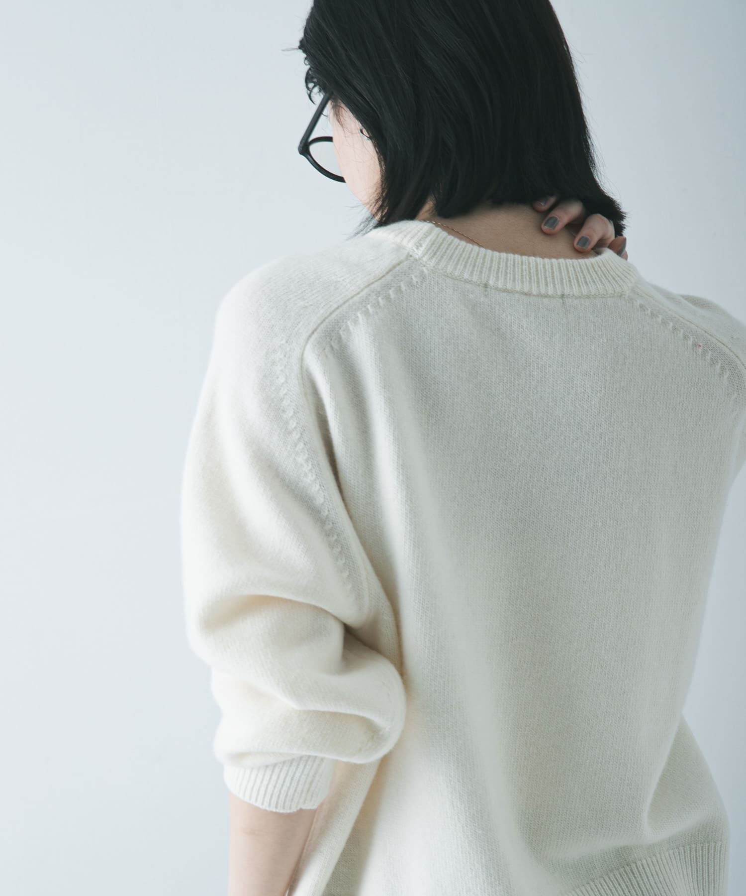 ARGUE ウールカシミヤ スウェットニット ホワイト ARGUE ウールカシミヤ スウェットニット ホワイト