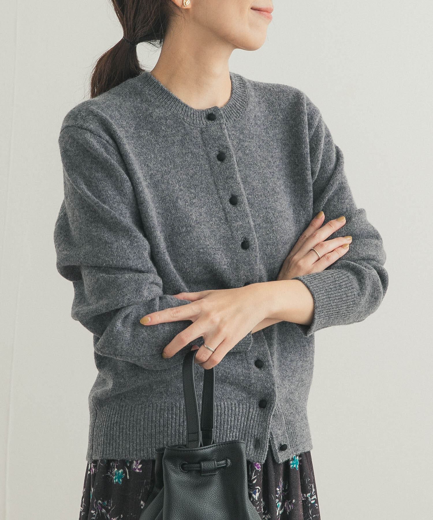 新品タグ付◉ L/GRAY DOORS ウールサテン釦コンパクトカーディガン ウールサテン釦コンパクトカーディガン（URBAN RESEARCH DOORS