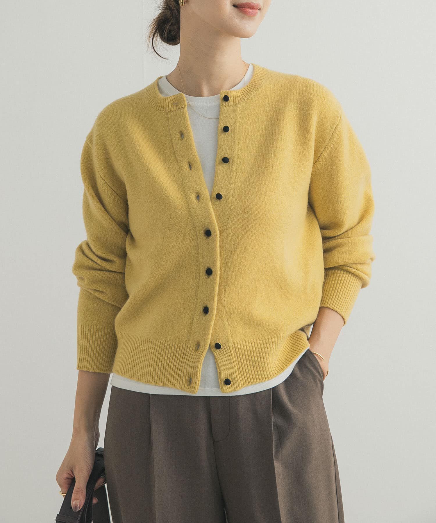 新品タグ付◉ YELLOW DOORS ウールサテン釦コンパクトカーディガン ウールサテン釦コンパクトカーディガン（URBAN RESEARCH DOORS