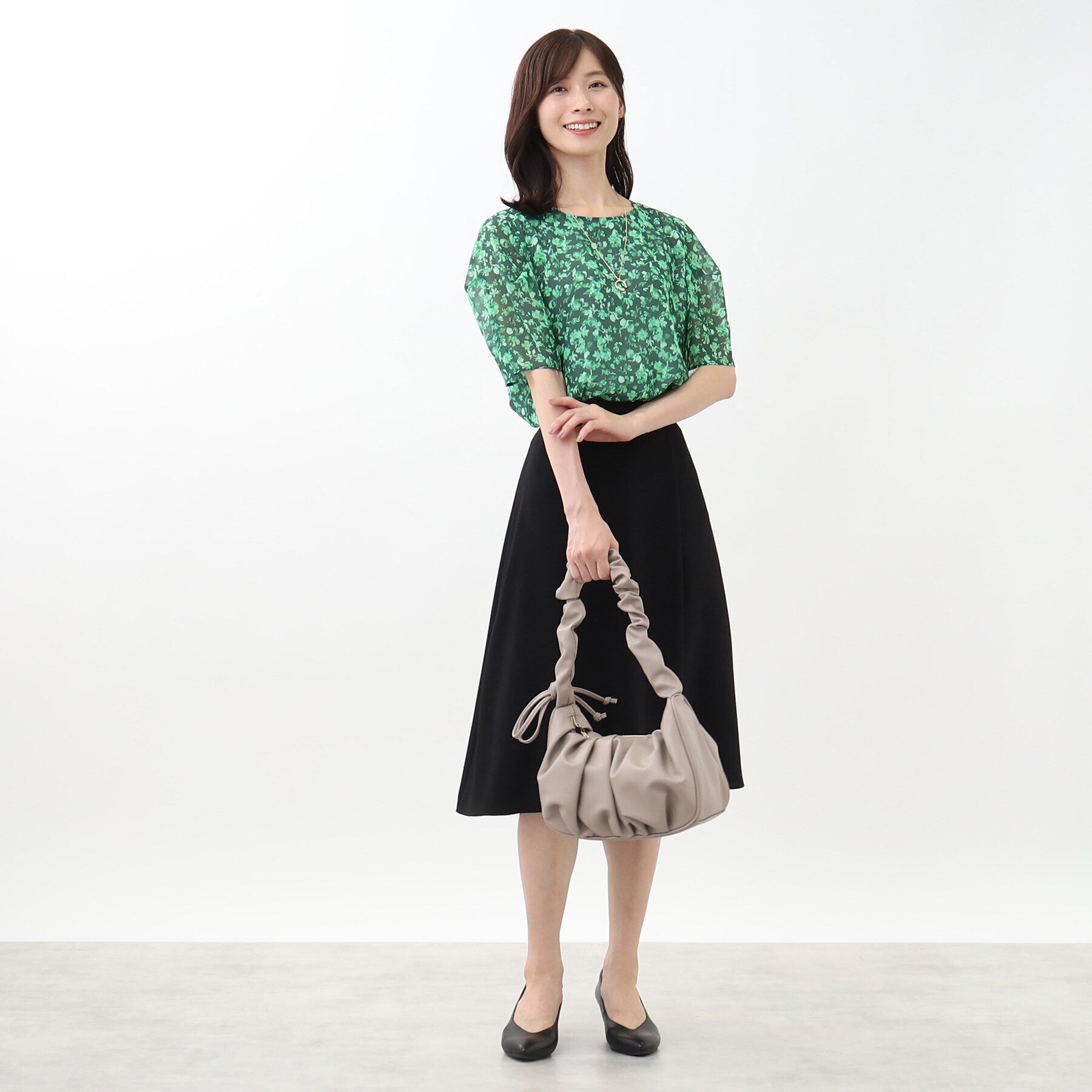 Reflect「【WEB限定カラーあり／マシンウォッシュ／セットアップ可能】フラワープリントブラウス」|シャツ・ブラウス|