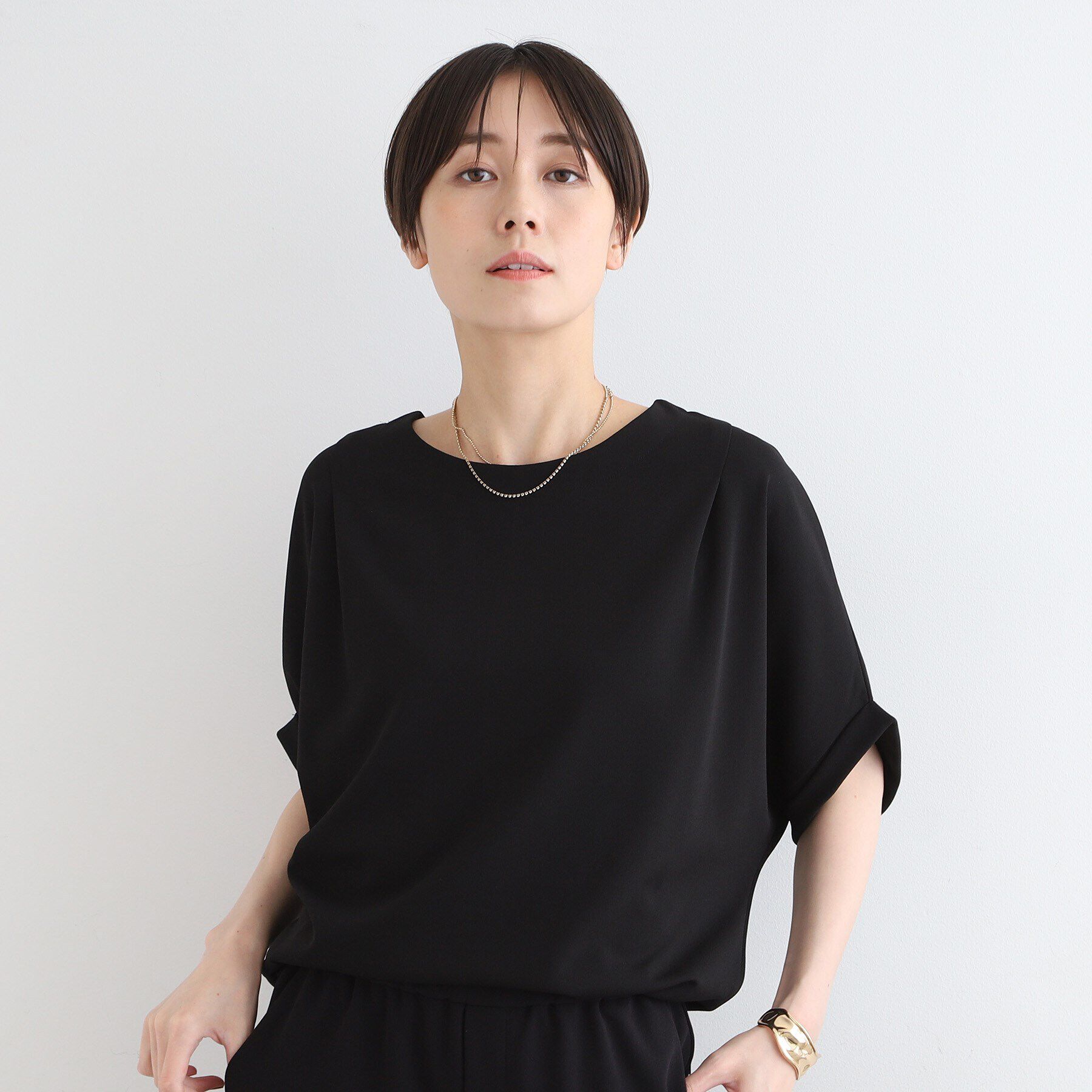 INDIVI「【洗える／UVケア】ドルマンスリーブフォルムトップス」|Tシャツ・カットソー|ブラック(019)