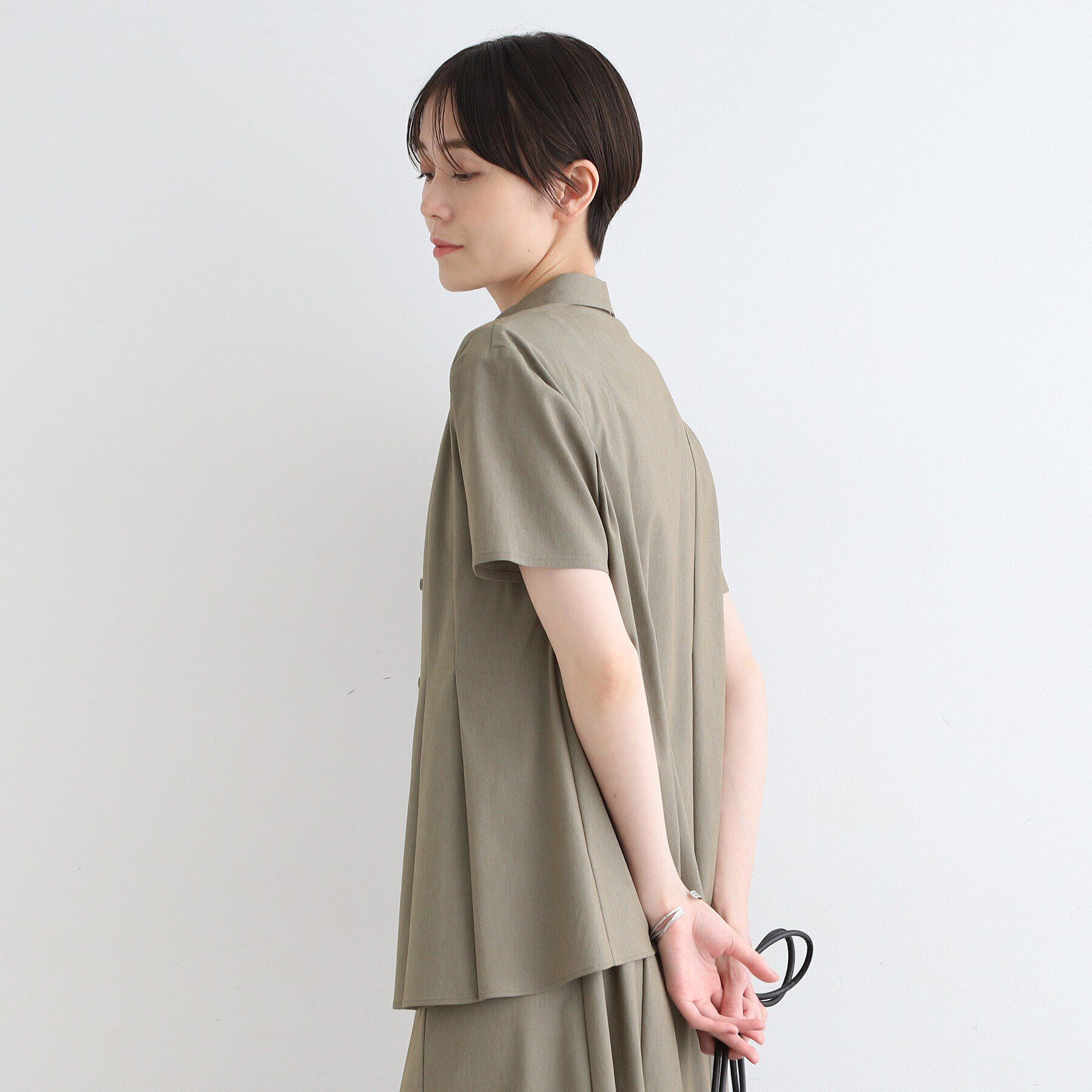 INDIVI「【洗える／UVケア／接触冷感／SETUP可能】麻混切り替えデザインブラウス」|シャツ・ブラウス|