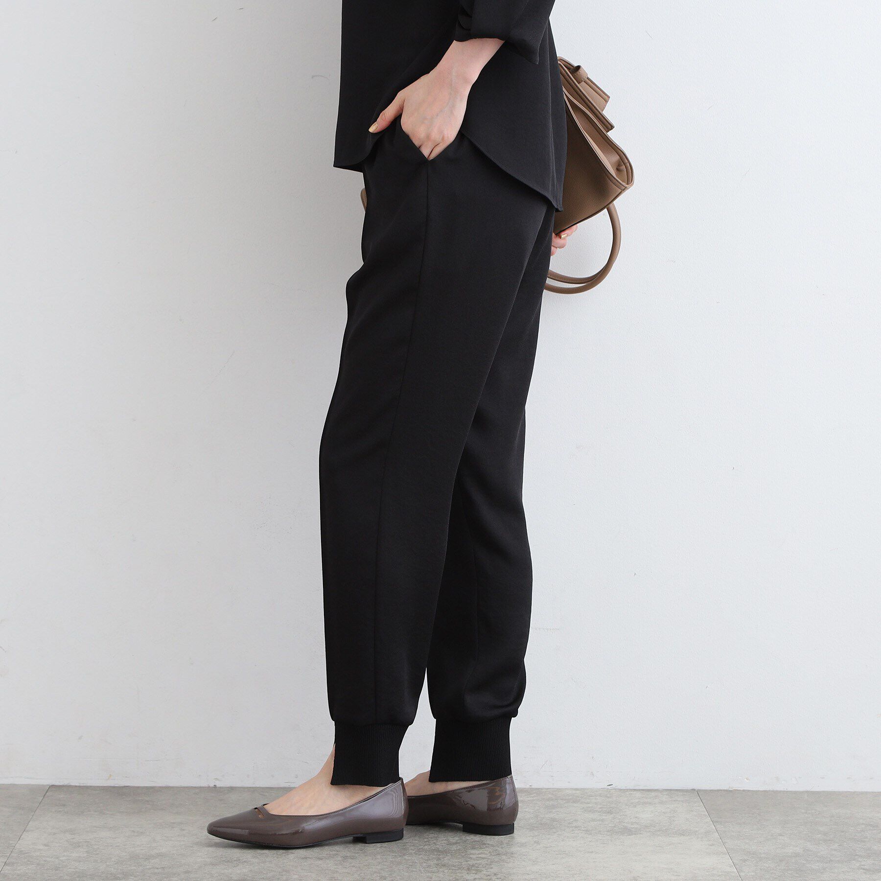 INDIVI「【こなれSETUP／洗える／サテン】ジョグパンツ」|その他|