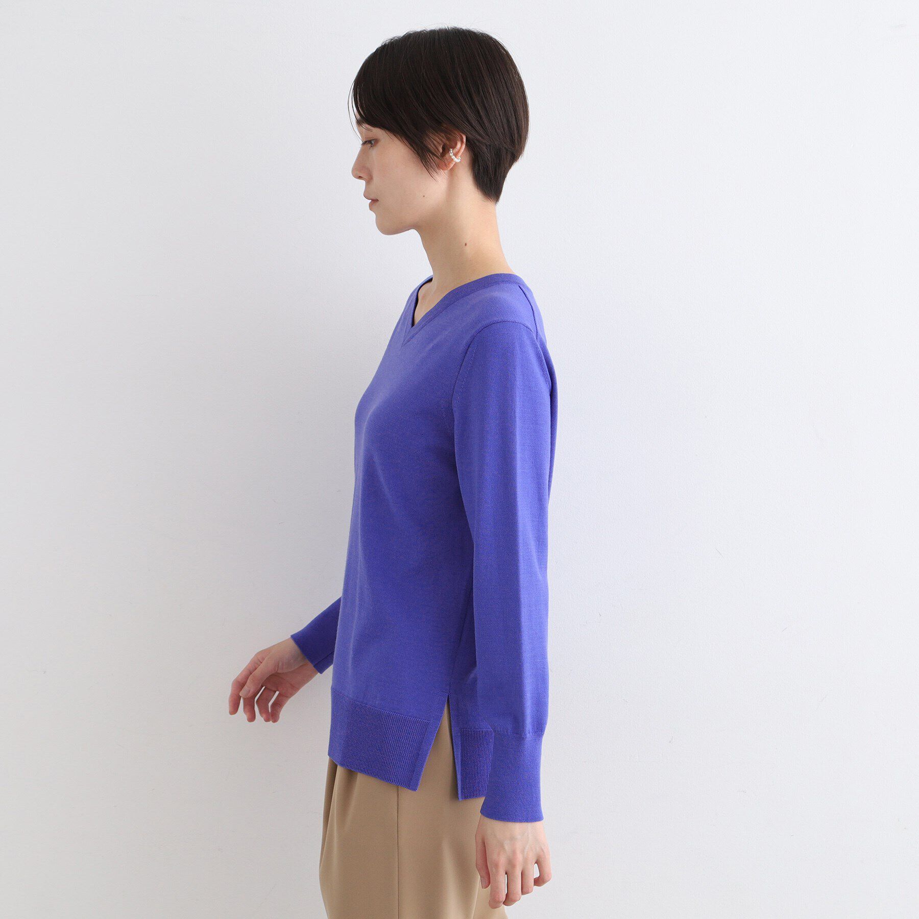 INDIVI「【ウール100%】エクストラファインメリノ Vネックニット」|ニット・セーター|