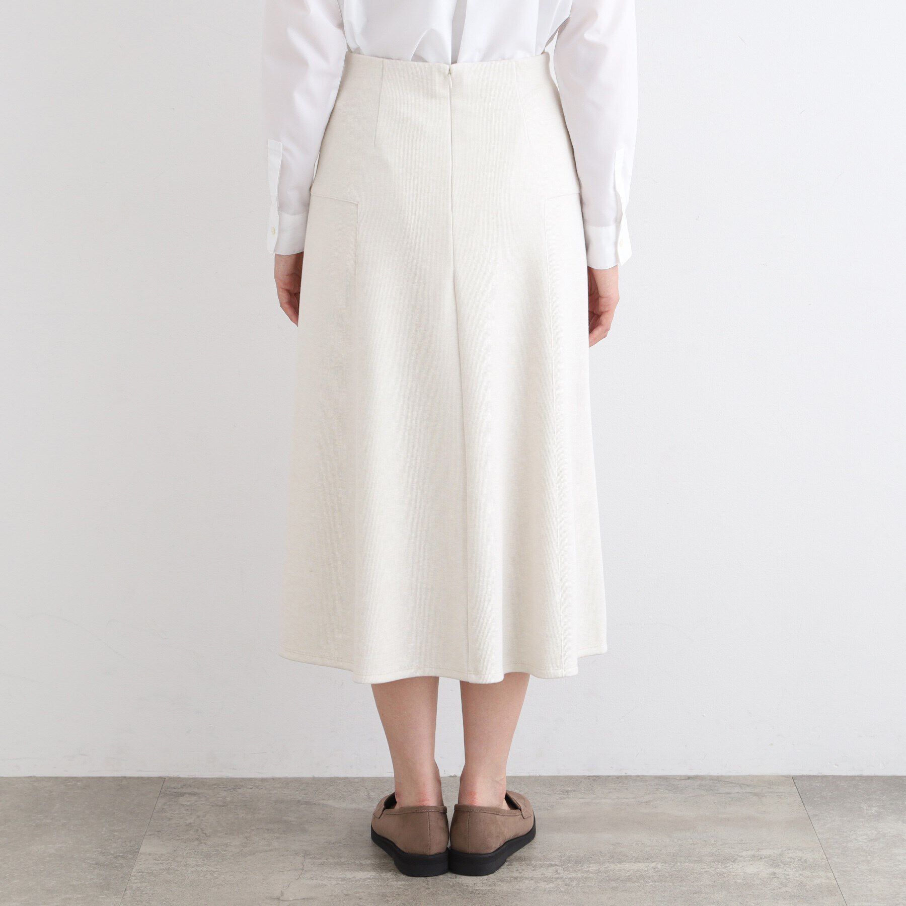 INDIVI「【洗える／UVケア／SETUP可能】ライトジャージ セミフレアスカート」|スカート|