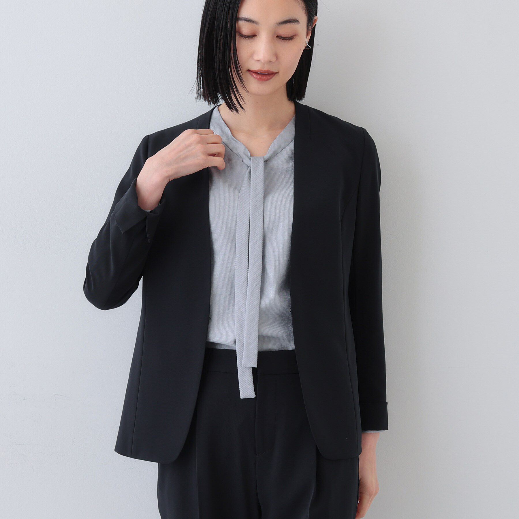 INDIVI「【洗える／UVケア／スーツ】ストレッチノーカラージャケット」|スーツ|ネイビー(094)