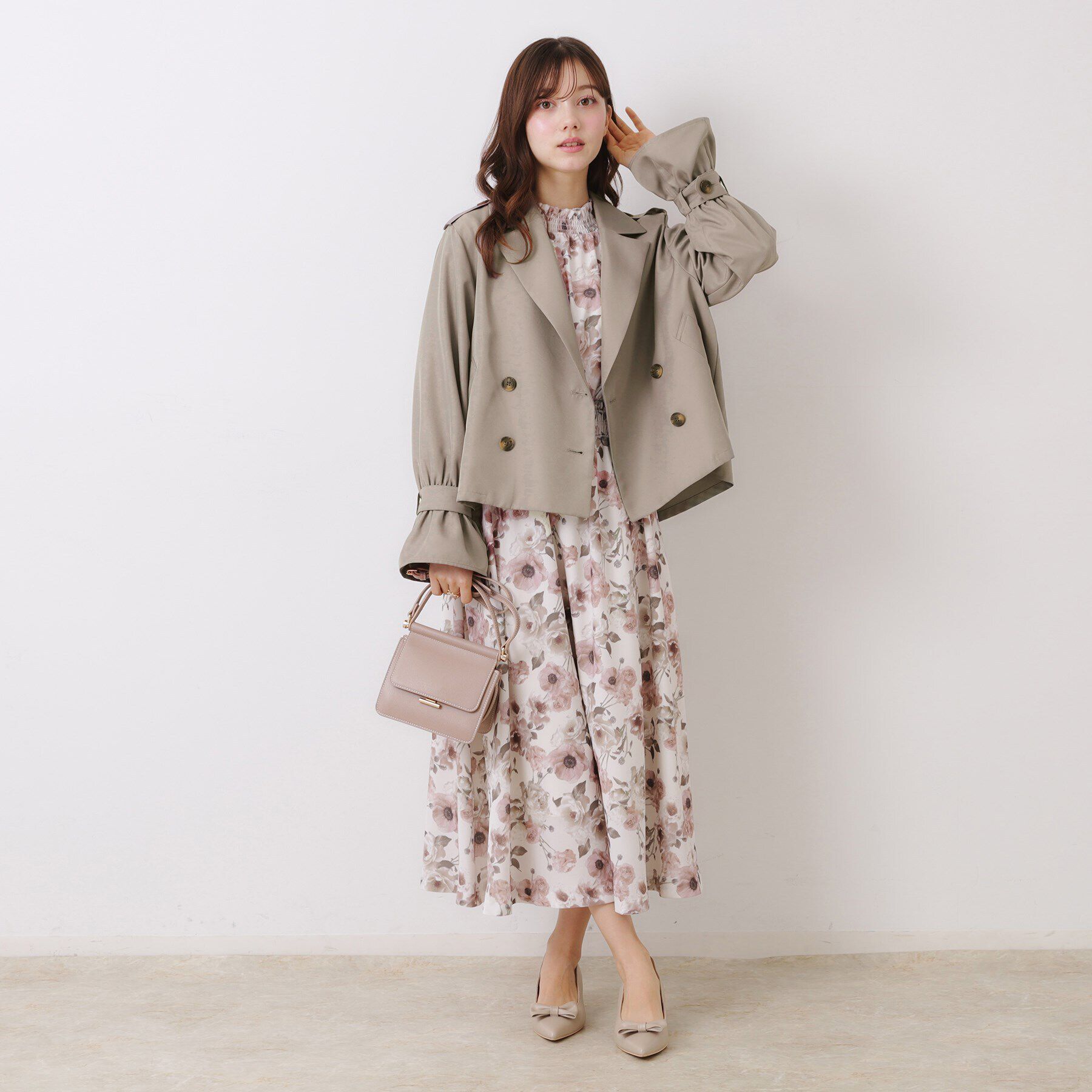 Couture broach「【華やか・主役級】ショートトレンチ」|トレンチコート|