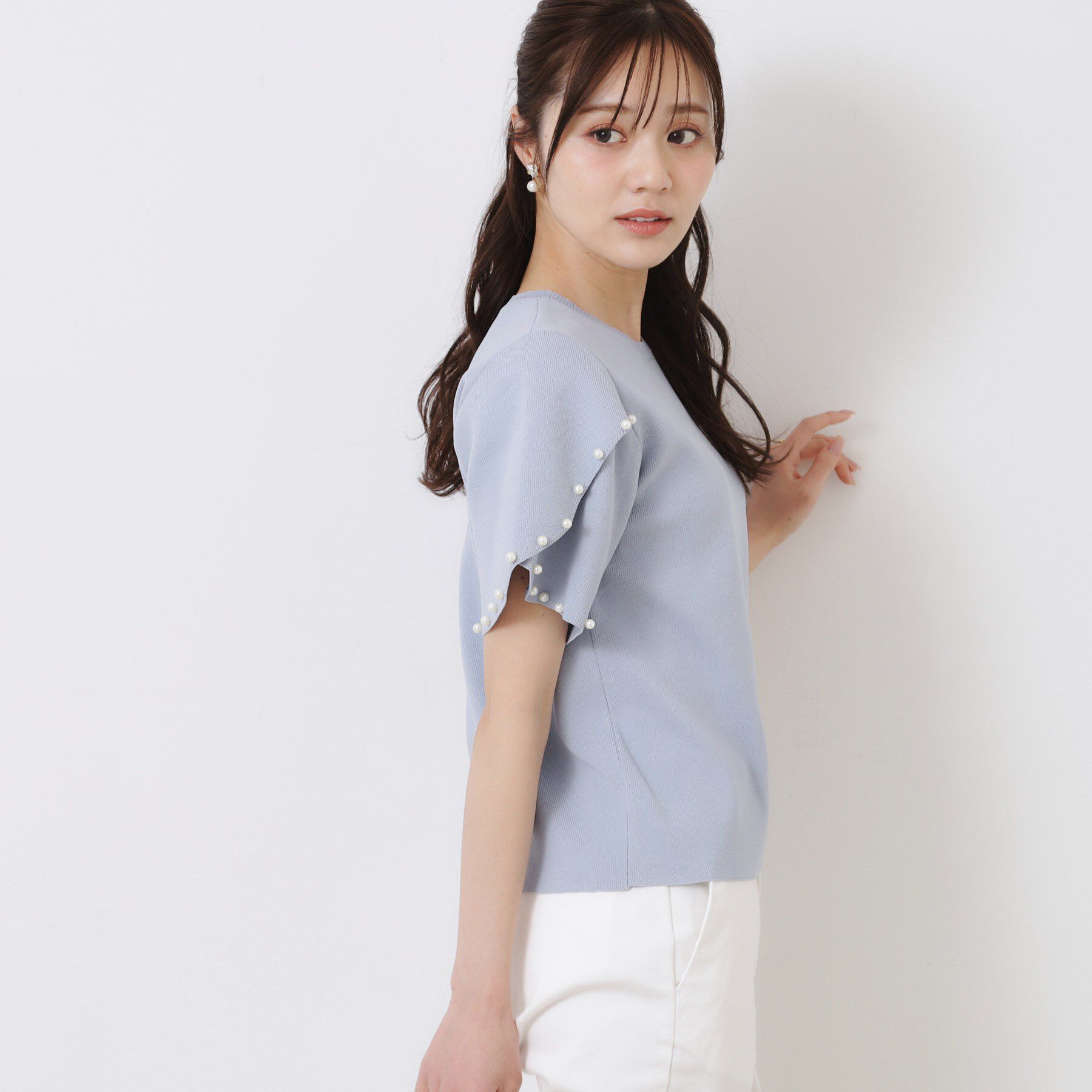 Couture broach「【一枚でキマる・華やか】パール調付チューリップ袖ニット」|ニット・セーター|