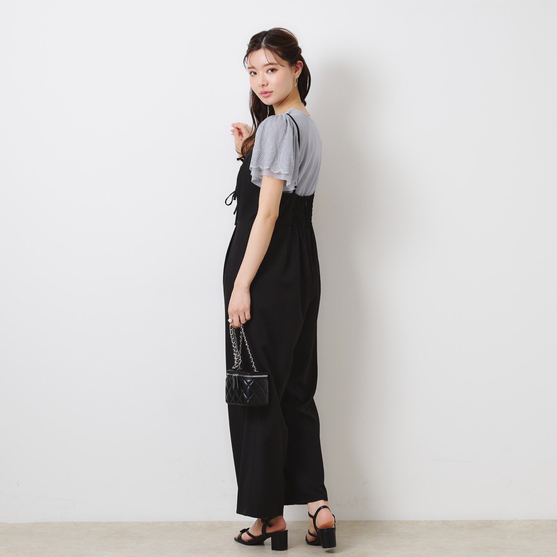 Couture broach「【大人可愛い・肩紐調節可能】リボンキャミサロペット」|オールインワン|