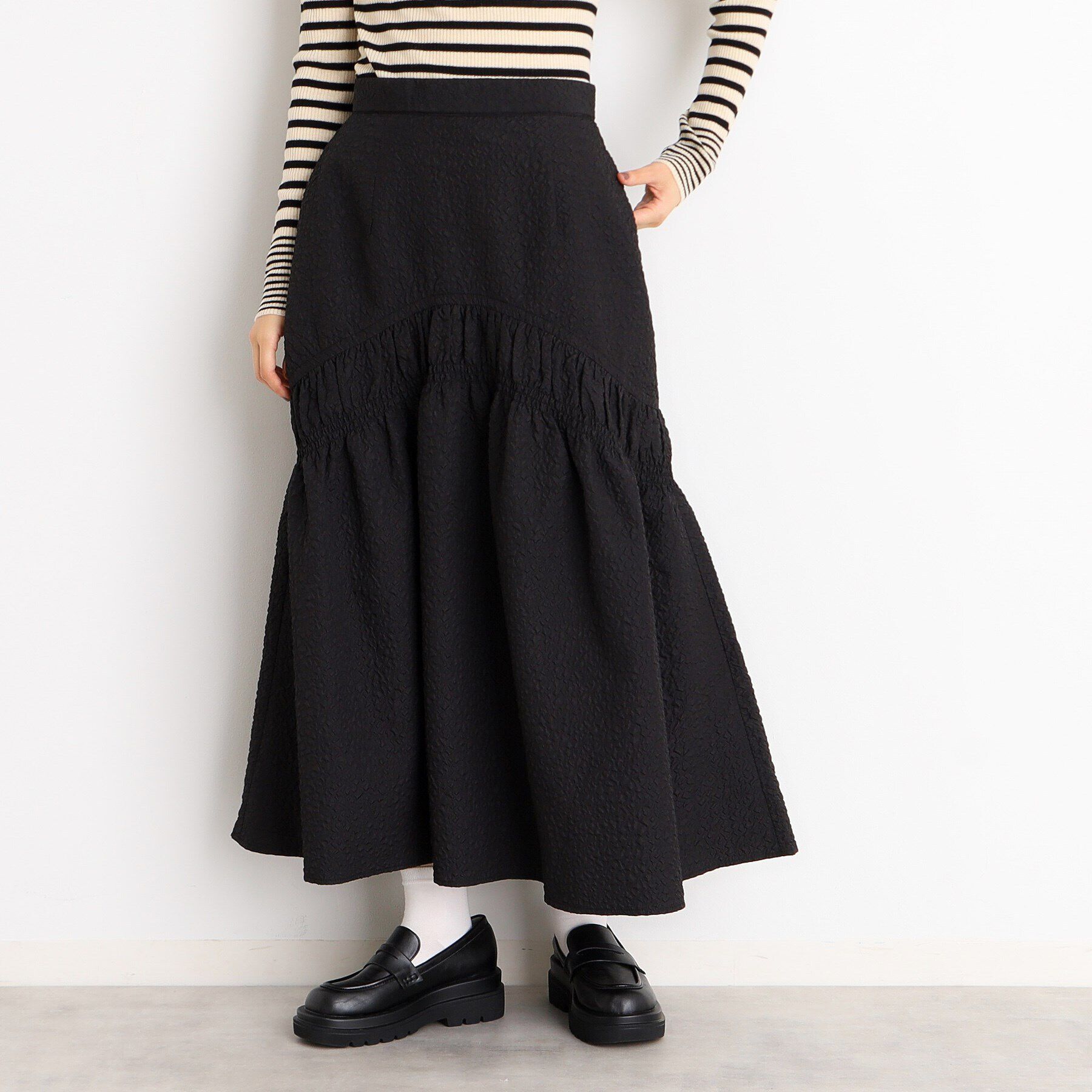 THE SHOP TK「ぽこぽこ切替スカート【洗濯機OK】」|スカート|ﾌﾞﾗｯｸ(019)