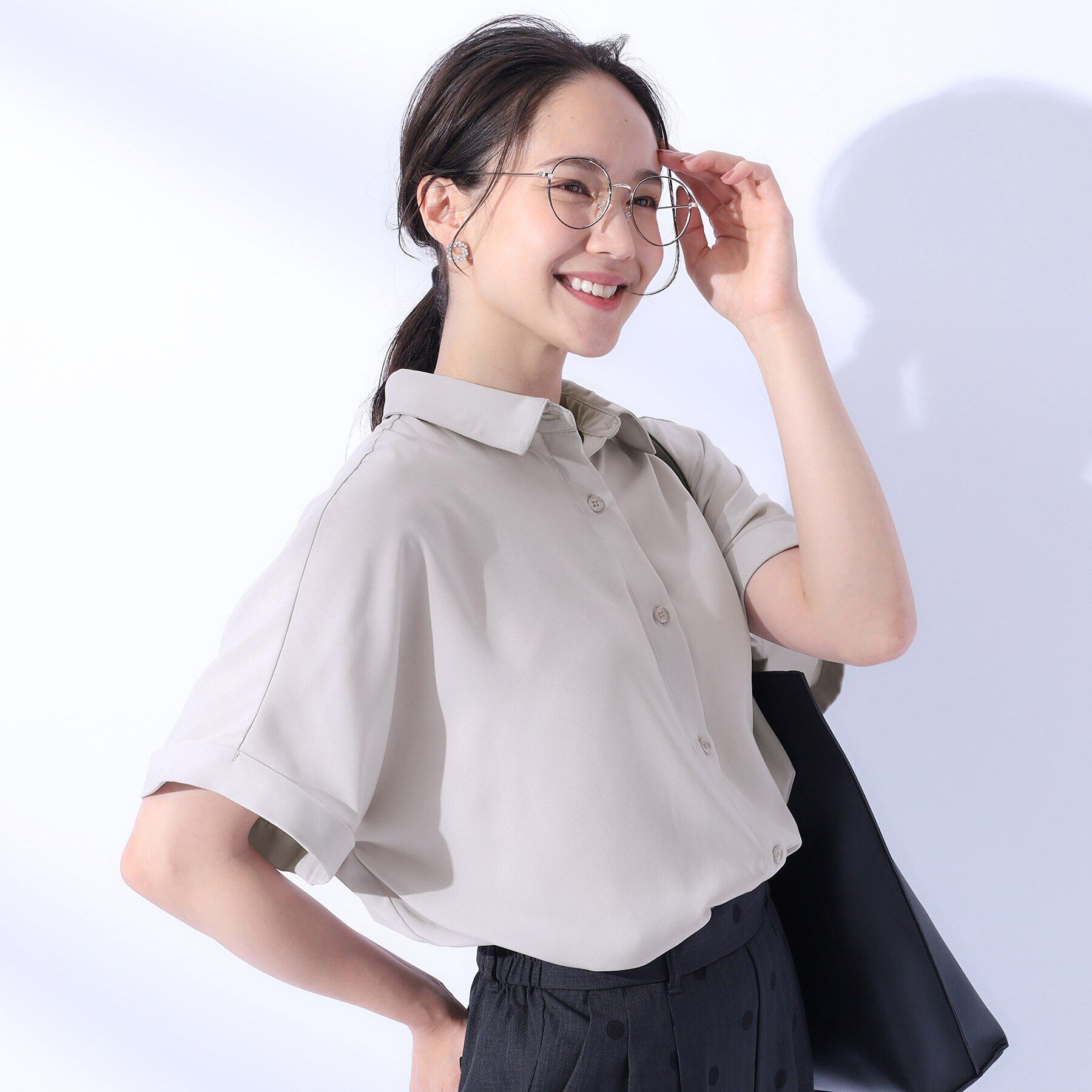 SHOO･LA･RUE「【洗える/プチプラ/無理せずキレイ】オンにもオフにも ドルマンスリーブ前開きシャツ」|シャツ・ブラウス|ライトグレー(011