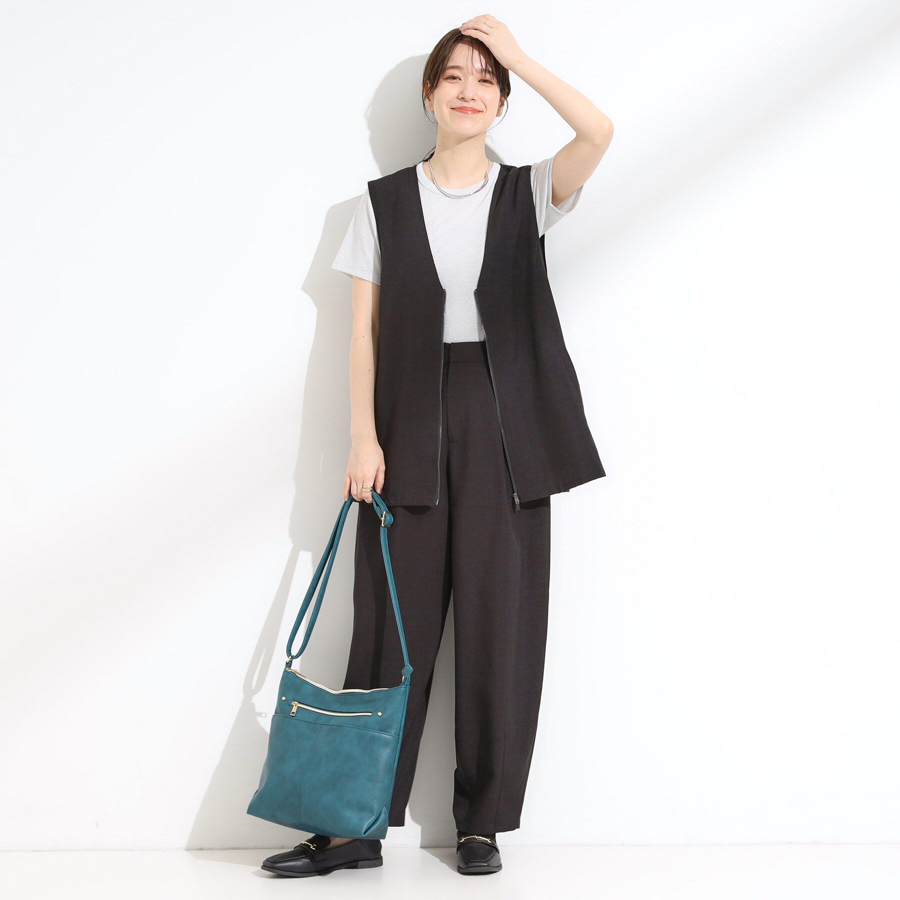 SHOO･LA･RUE「【デイリー使いに】フロント2ポケット ショルダーバッグ」|ショルダー・メッセンジャー|