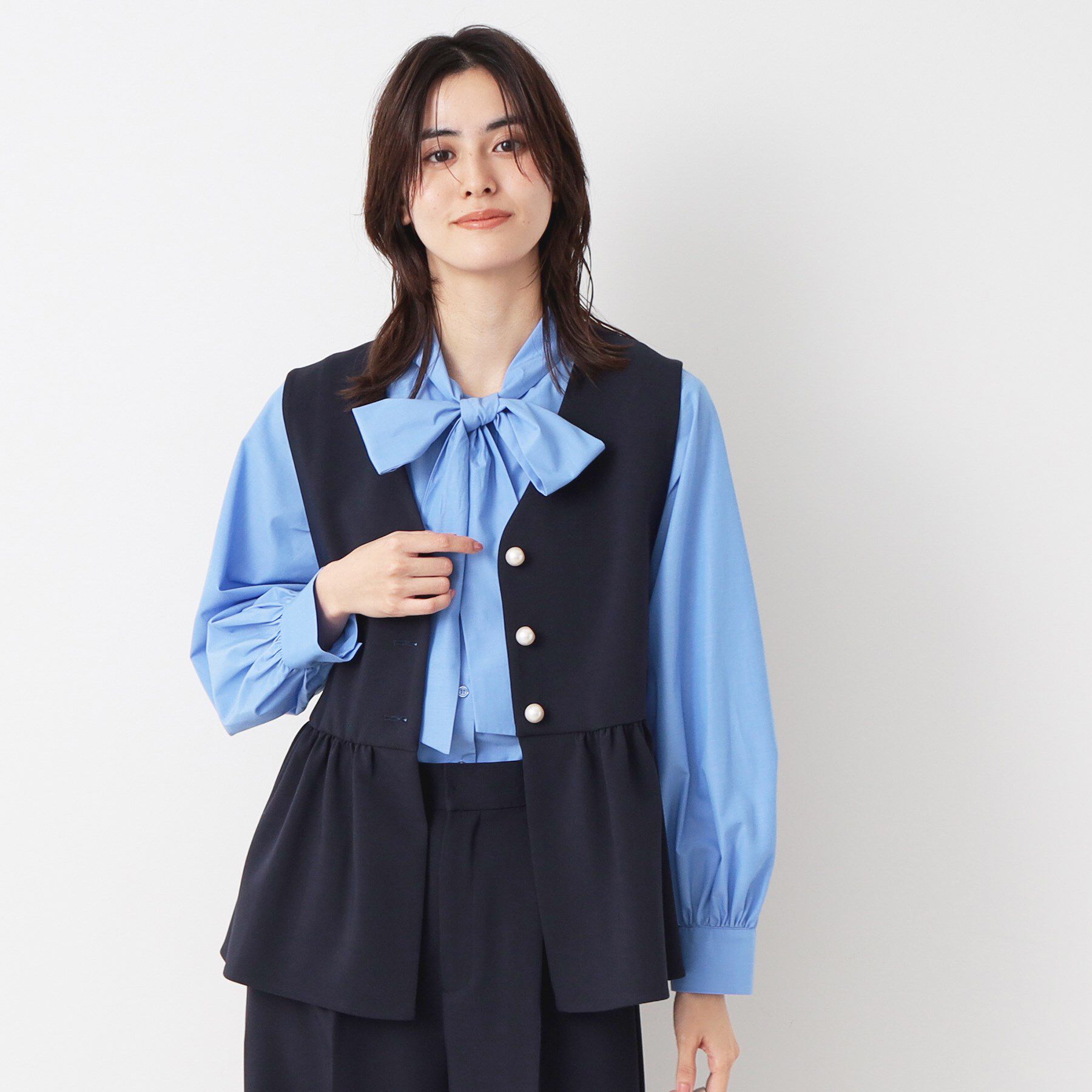 Dessin「【入卒/セレモニー/セットアップ可能/洗える】パール調ボタン付きペプラムジレ」|ベスト・ジレ|