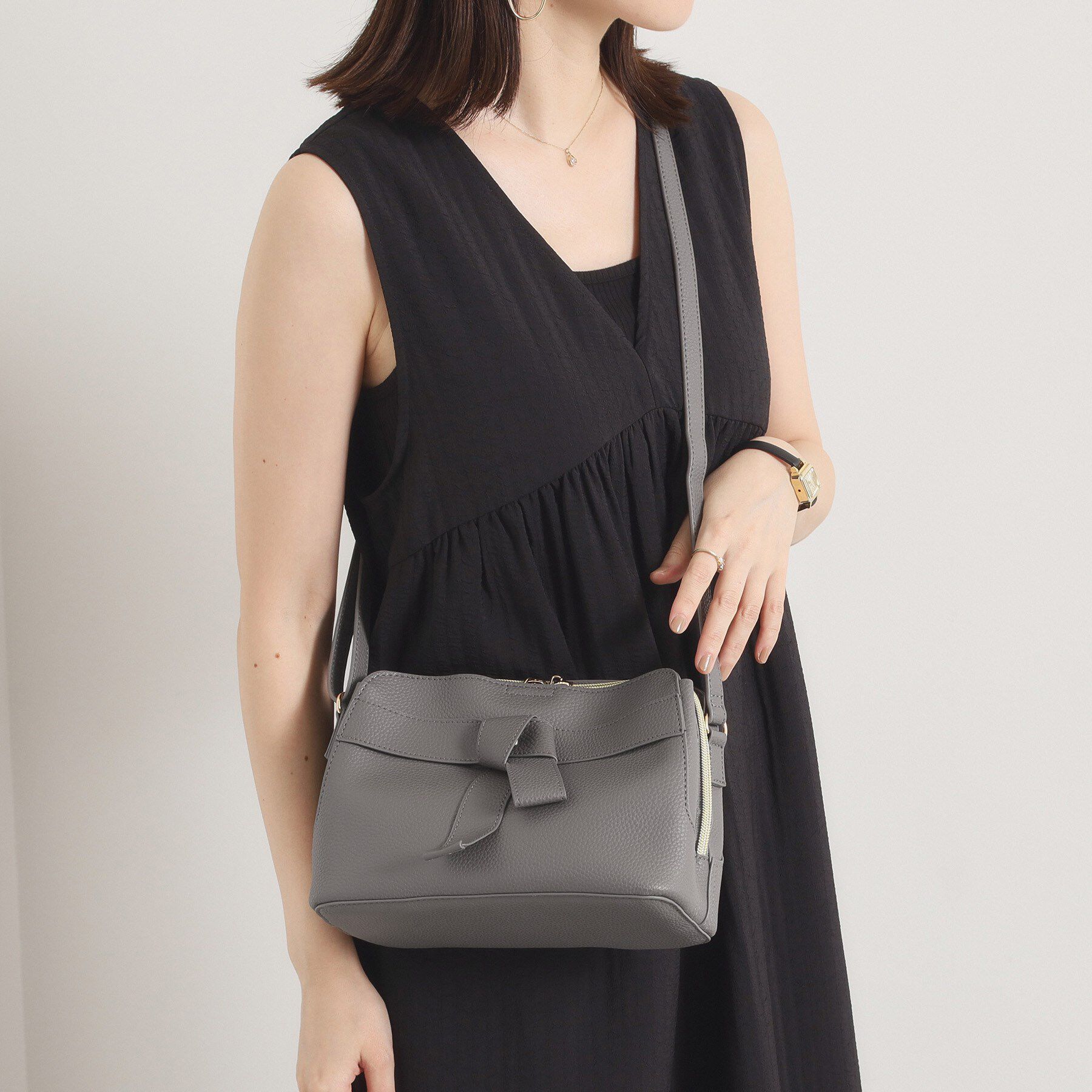 ITS&rsquo;DEMO「＜かるバッグ＞ミニショルダー」|ショルダー・メッセンジャー|グレー(012)