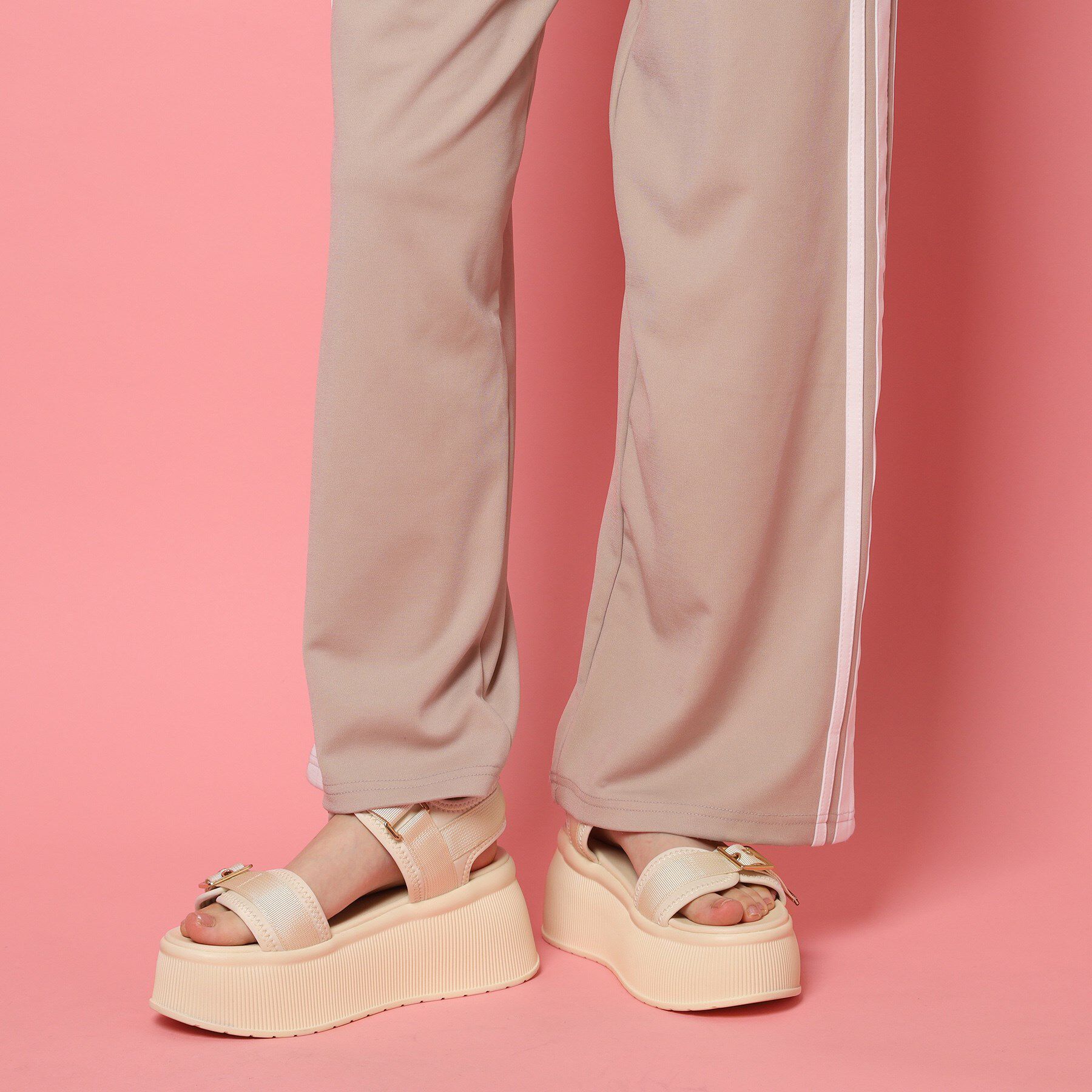 csT&P「厚底ベルトサンダル」|サンダル|