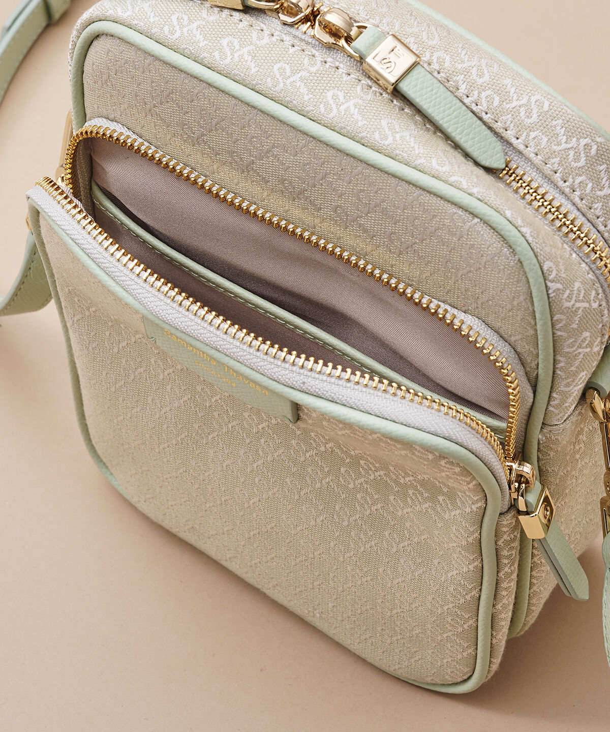 Samantha Thavasa「ST Jacquard サック デ プール」|ショルダー・メッセンジャー|