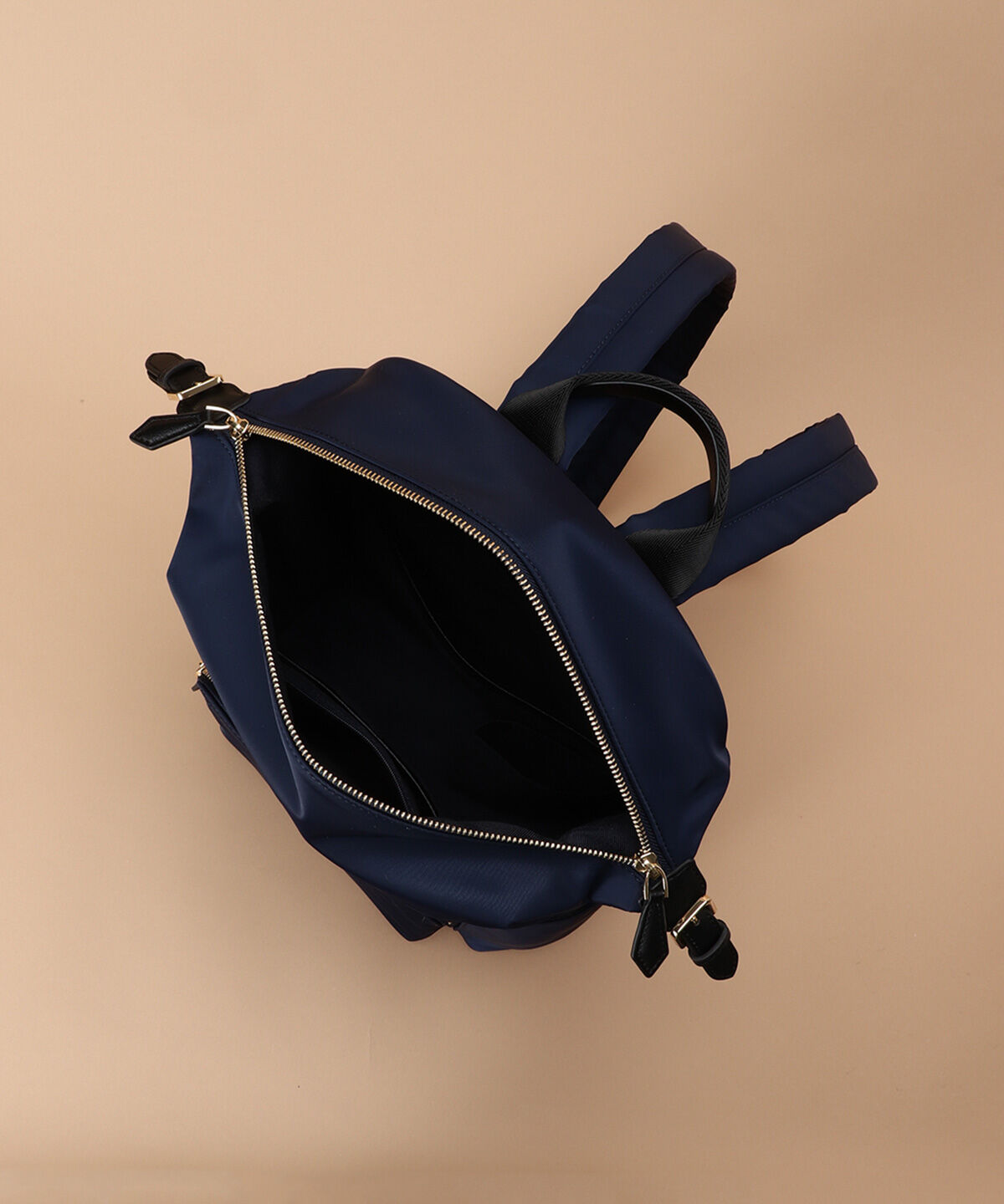 Samantha Thavasa「シンプルナイロンリュック 大サイズ」|リュック|