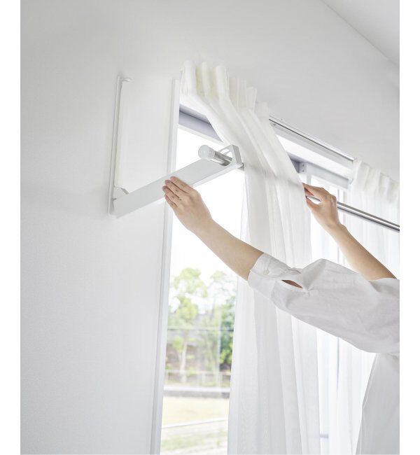 journal standard Furniture「《WEB限定》【tower/タワー】ウォール折り畳み物干し竿ホルダー2個組」|トイレタリー・ランドリーグッズ|