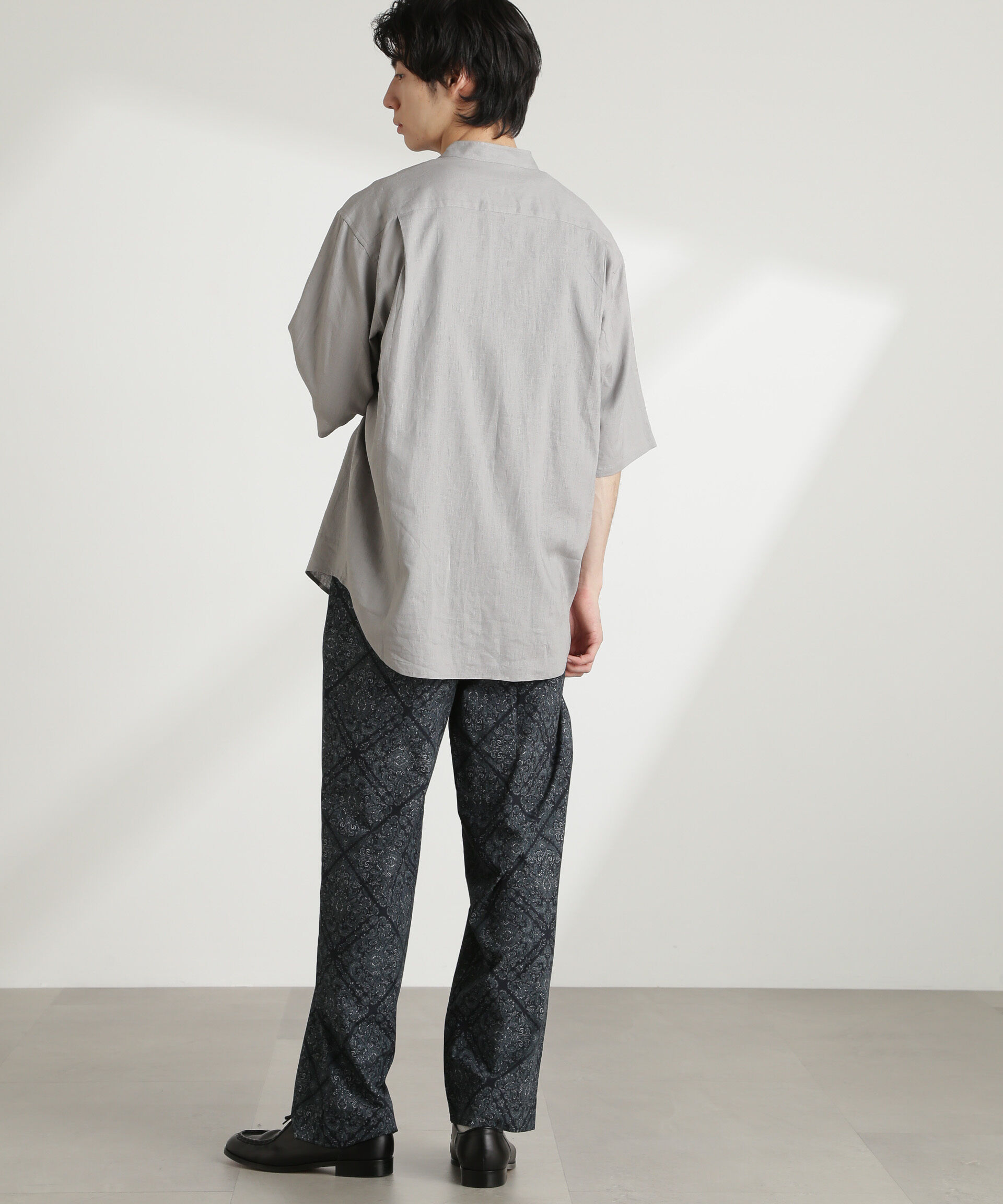 nano･universe「アンチスメルリネン バンドカラーシャツ 半袖」|シャツ・ブラウス|