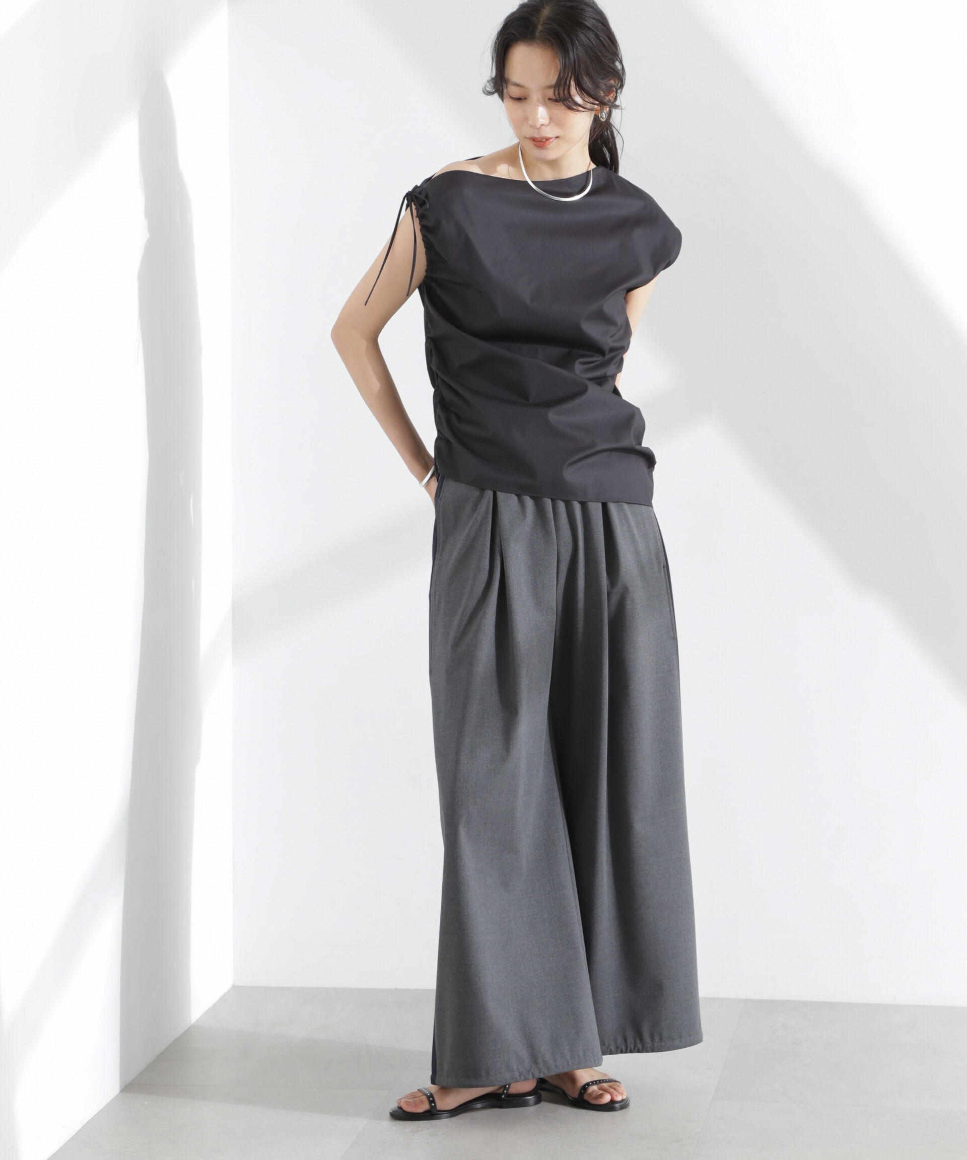 nano･universe「アシンメトリーギャザートップス」|シャツ・ブラウス|