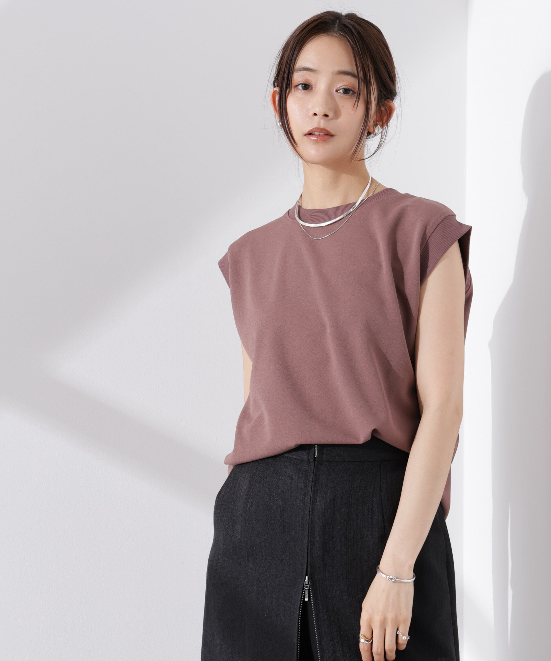 nano･universe「カットジョーゼットノースリーブTシャツ」|Tシャツ・カットソー|モカ3