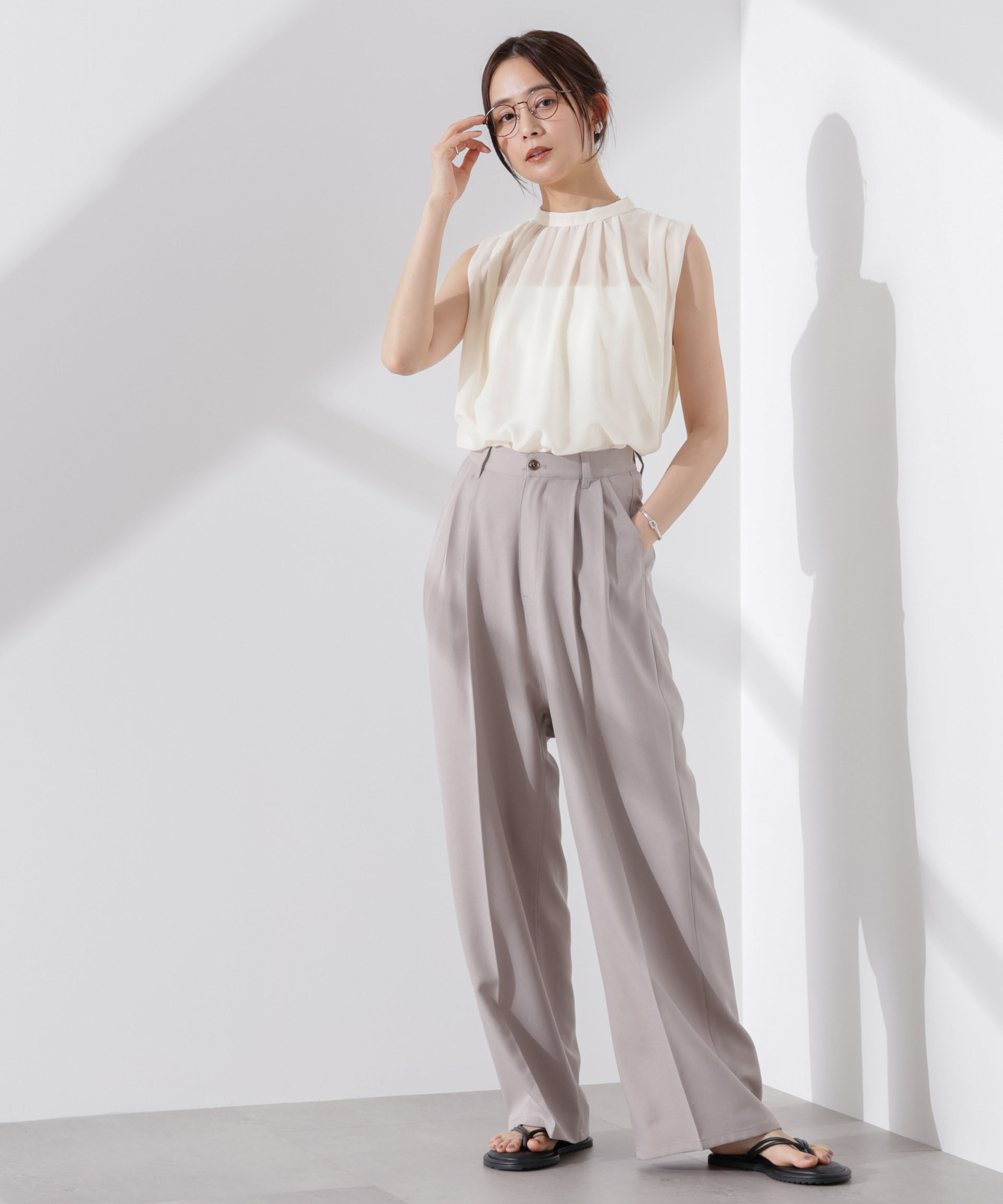 nano･universe「シアージョーゼットギャザーノースリーブブラウス」|シャツ・ブラウス|