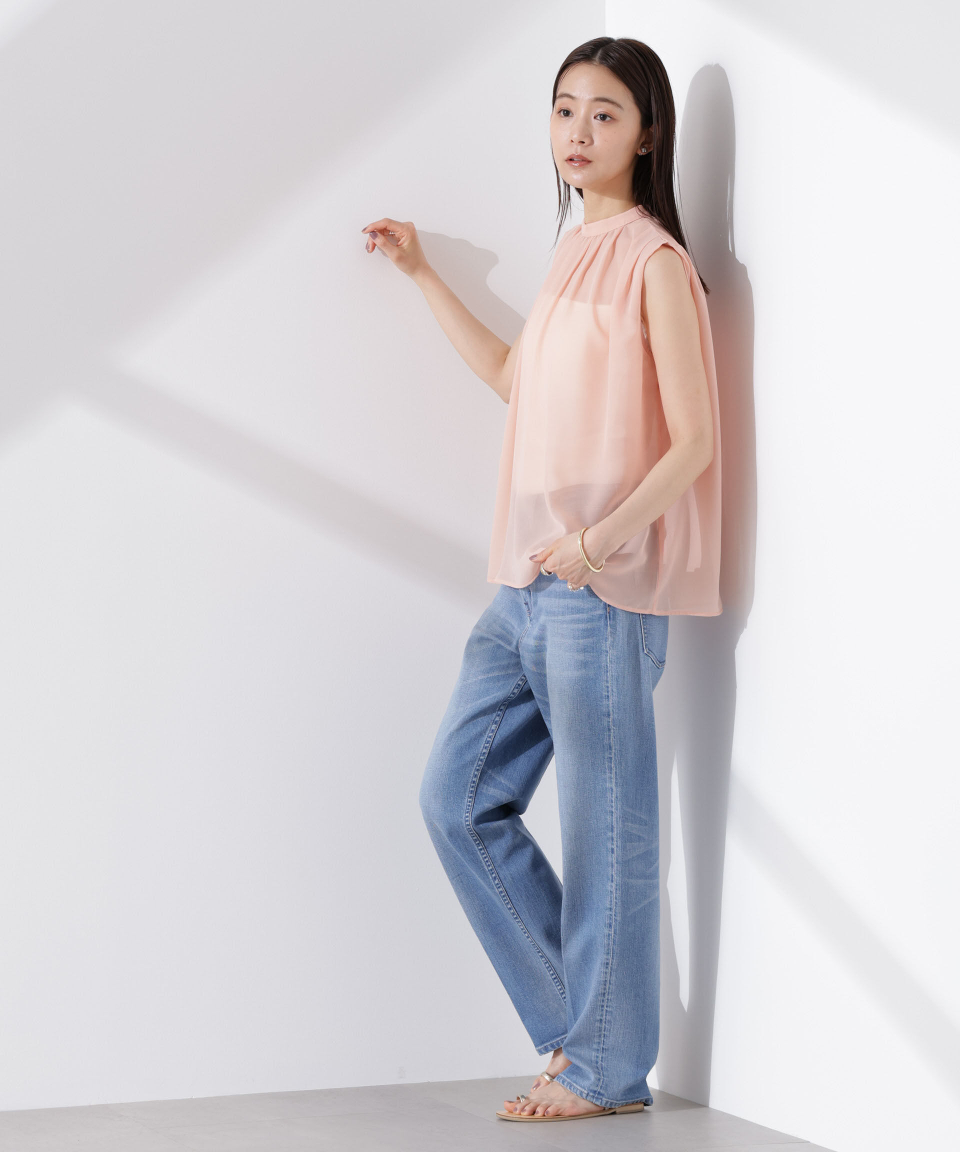 nano･universe「シアージョーゼットギャザーノースリーブブラウス」|シャツ・ブラウス|