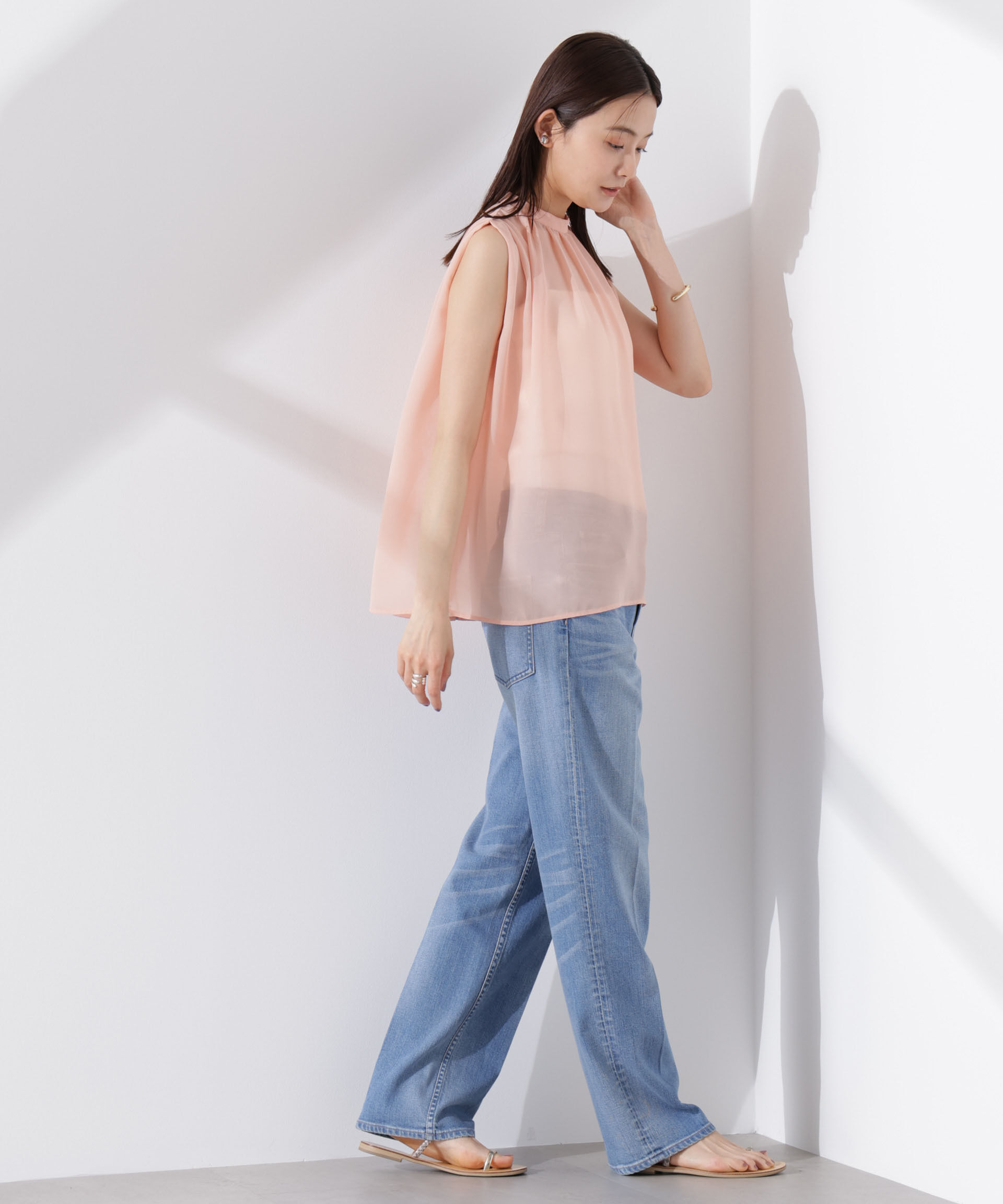 nano･universe「シアージョーゼットギャザーノースリーブブラウス」|シャツ・ブラウス|